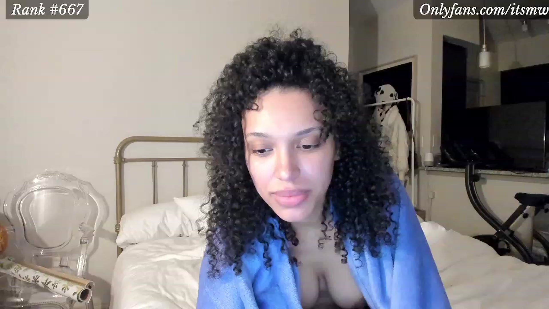 Gallery image thumbnail from Mystywaterz's myfreecams stream on, 12/08/2022, 08:07 image 5 of 20