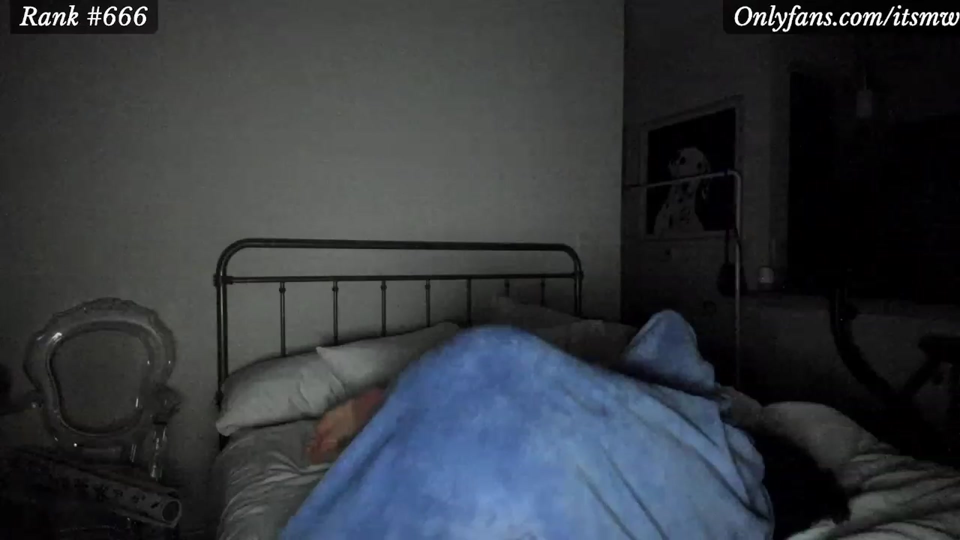 Gallery image thumbnail from Mystywaterz's myfreecams stream on, 12/08/2022, 08:07 image 17 of 20