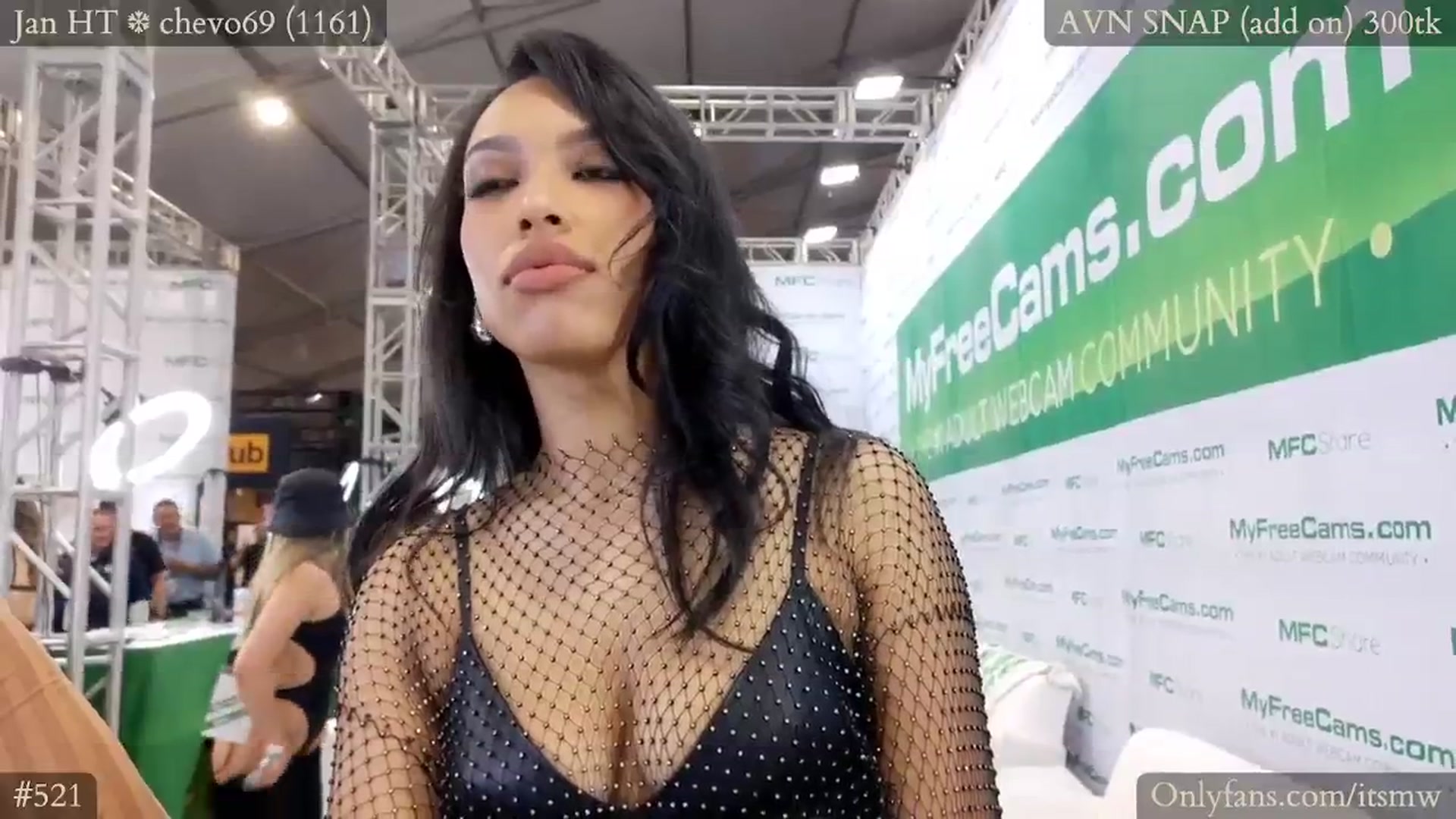 Gallery image thumbnail from Mystywaterz's myfreecams stream on, 01/25/2024, 01:17 image 7 of 20
