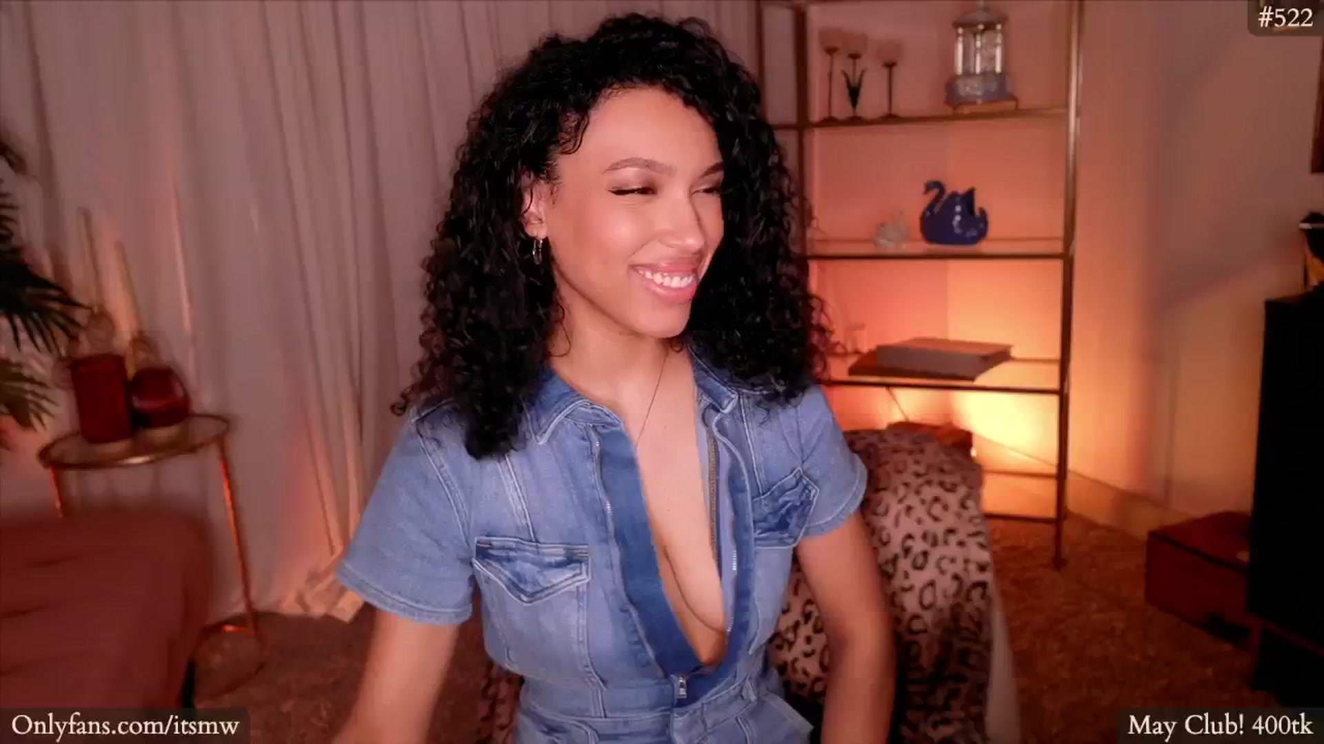Gallery image thumbnail from Mystywaterz's myfreecams stream on, 05/02/2024, 04:16 image 11 of 20