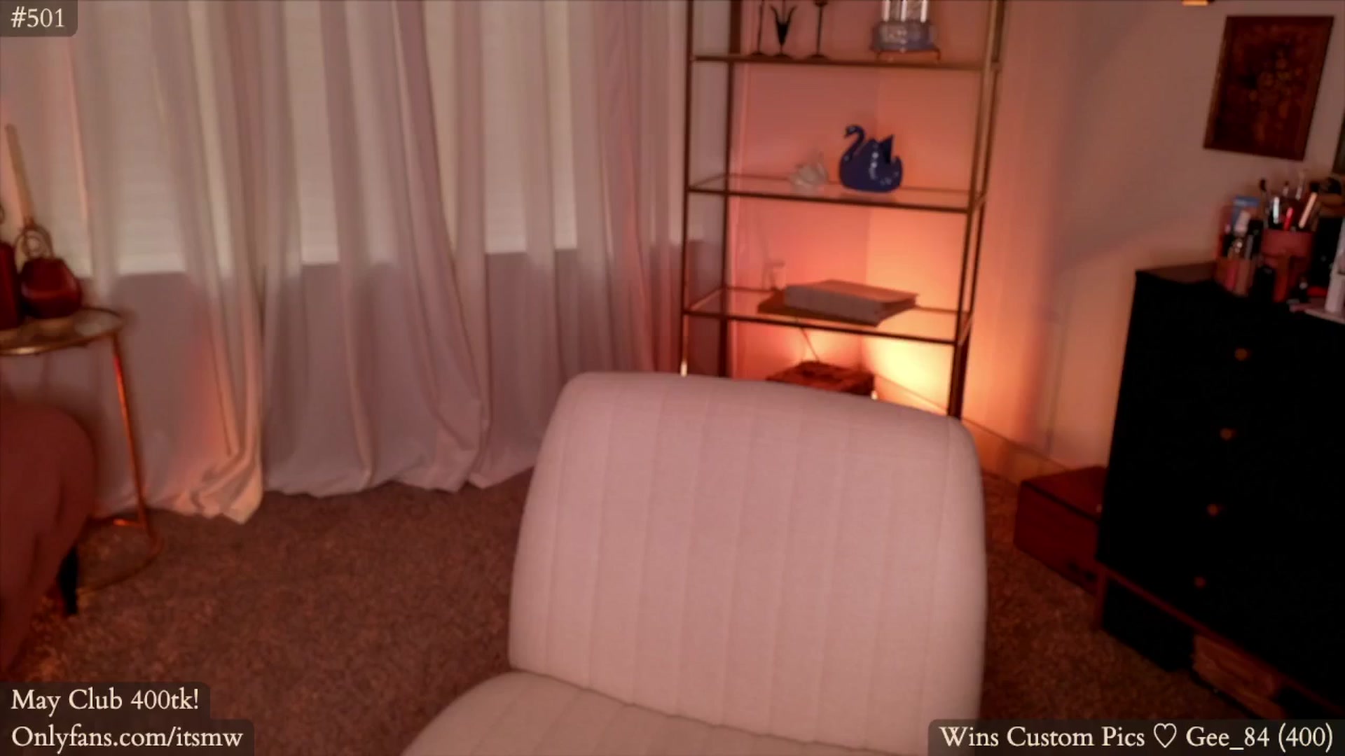 Gallery image thumbnail from Mystywaterz's myfreecams stream on, 05/03/2024, 01:04 image 10 of 20