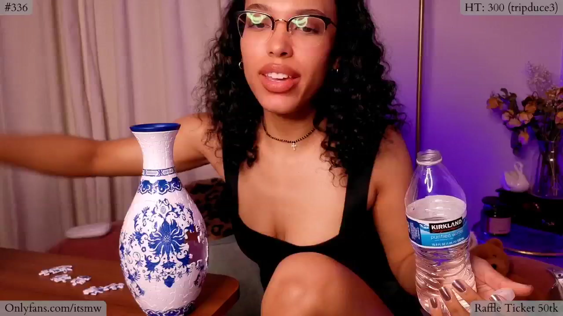 Gallery image thumbnail from Mystywaterz's myfreecams stream on, 06/12/2024, 05:31 image 1 of 20