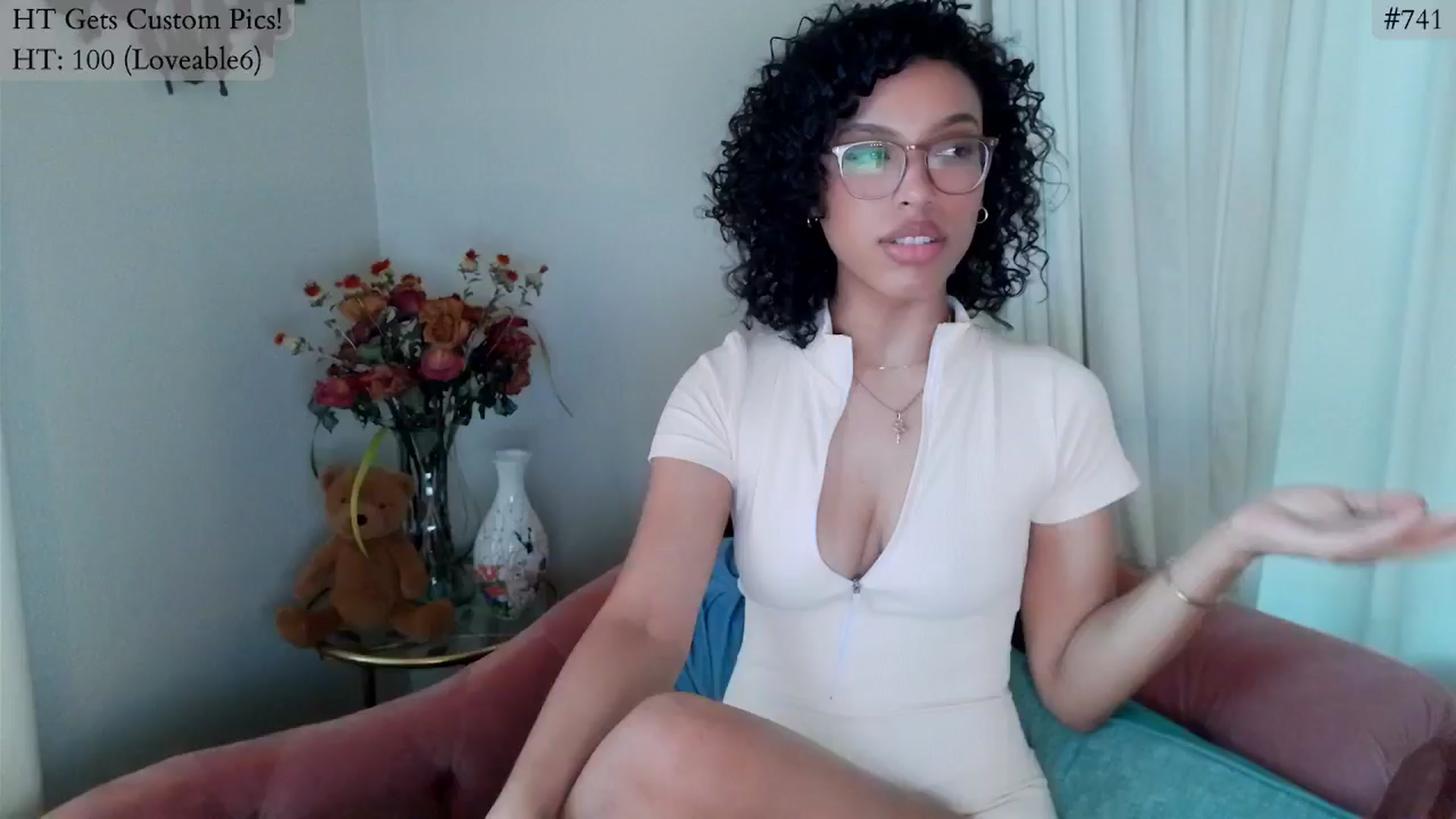 Gallery image thumbnail from Mystywaterz's myfreecams stream on, 08/28/2024, 03:22 image 1 of 20
