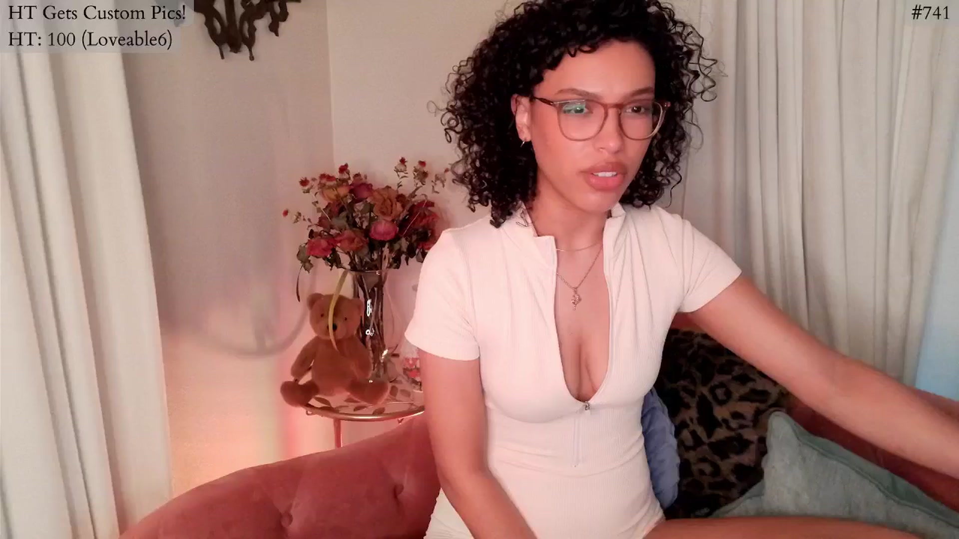 Gallery image thumbnail from Mystywaterz's myfreecams stream on, 08/28/2024, 03:22 image 3 of 20
