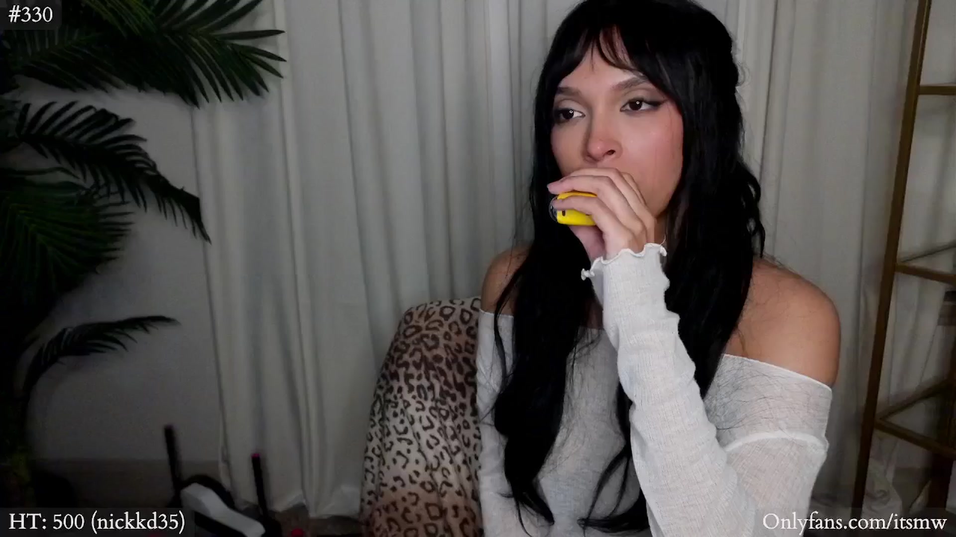 Gallery image thumbnail from Mystywaterz's myfreecams stream on, 11/28/2024, 07:39 image 11 of 20