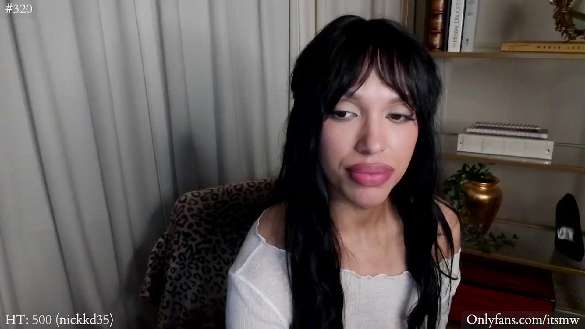Gallery image thumbnail from Mystywaterz's myfreecams stream on, 11/28/2024, 09:36 image 16 of 20