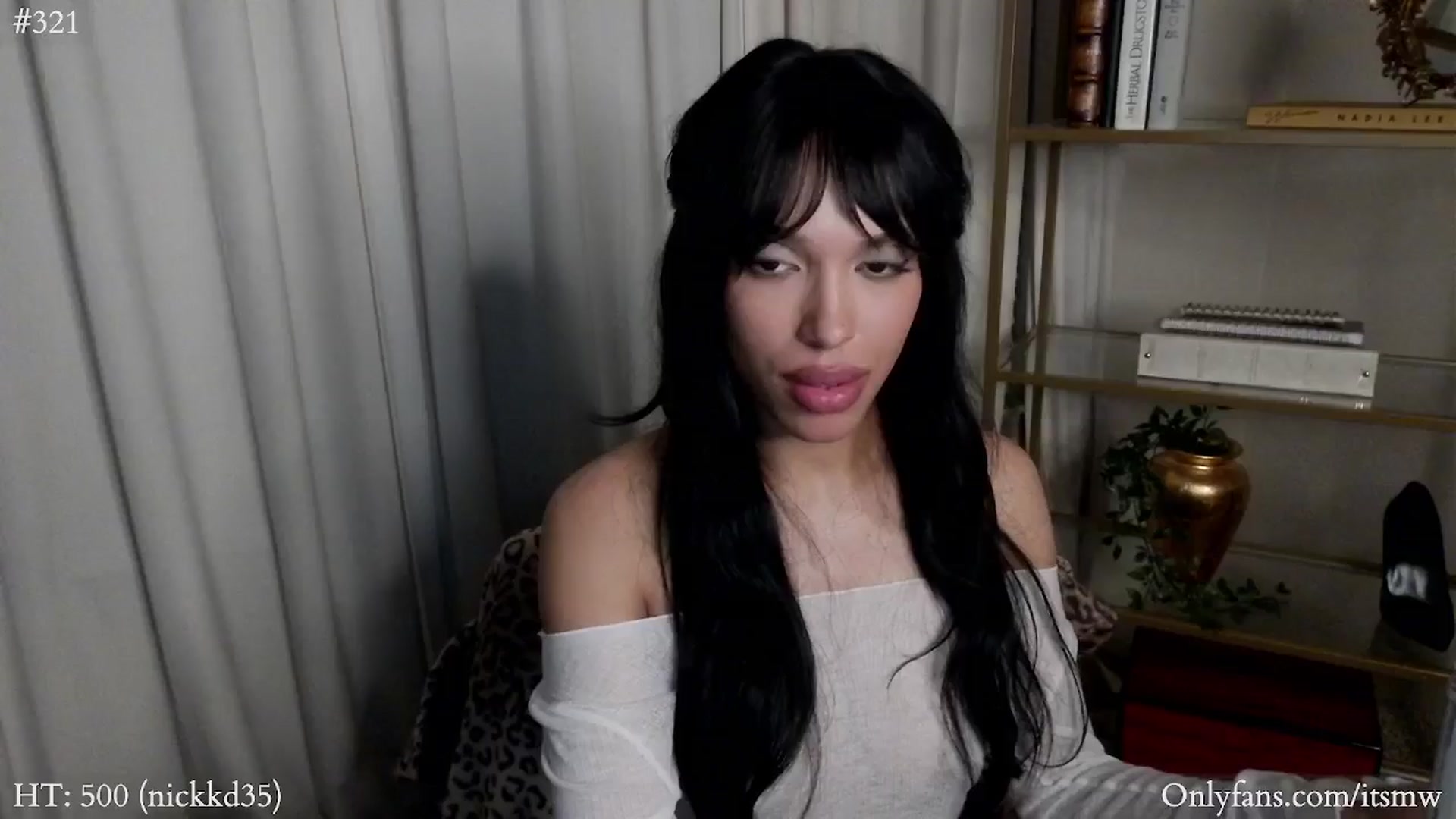 Gallery image thumbnail from Mystywaterz's myfreecams stream on, 11/28/2024, 09:36 image 20 of 20