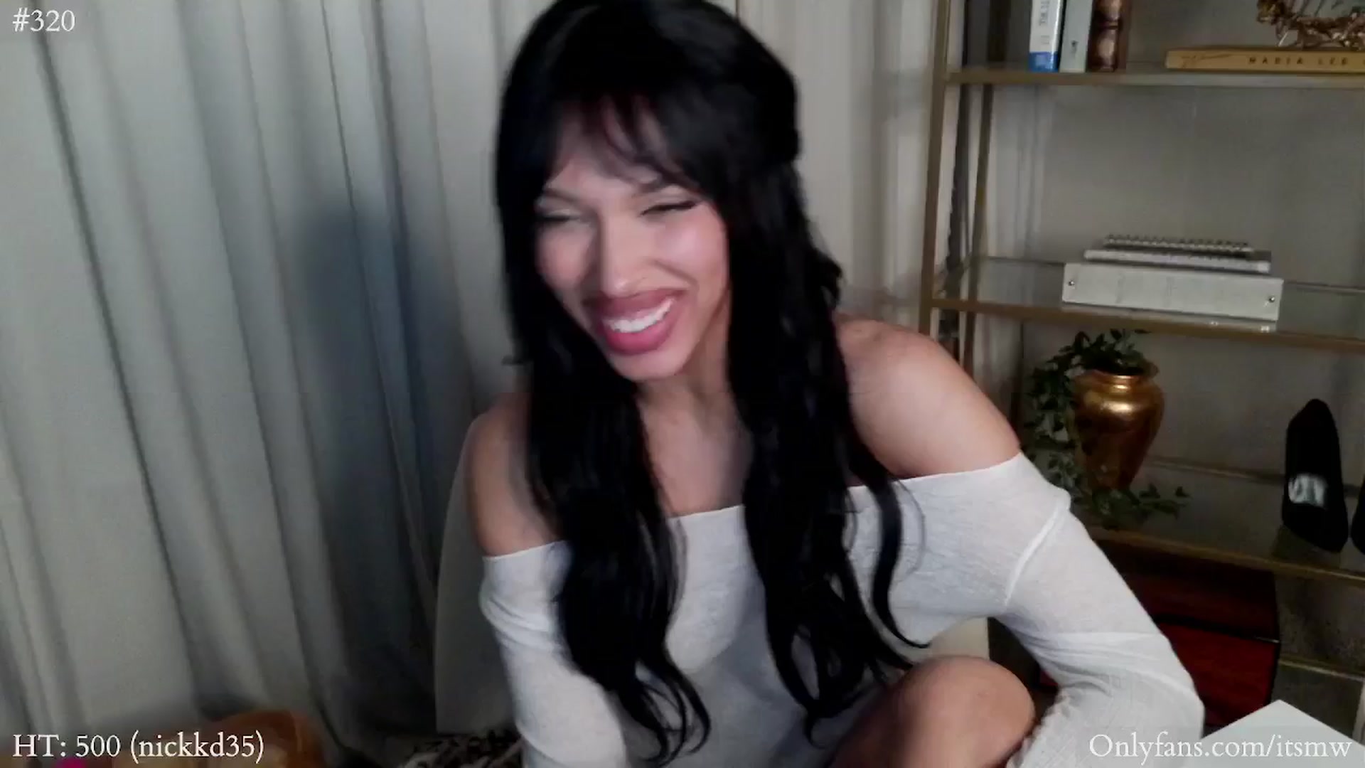 Gallery image thumbnail from Mystywaterz's myfreecams stream on, 11/28/2024, 09:36 image 10 of 20