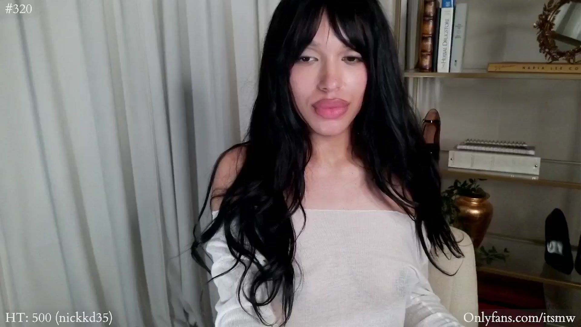 Gallery image thumbnail from Mystywaterz's myfreecams stream on, 11/28/2024, 13:01 image 3 of 20