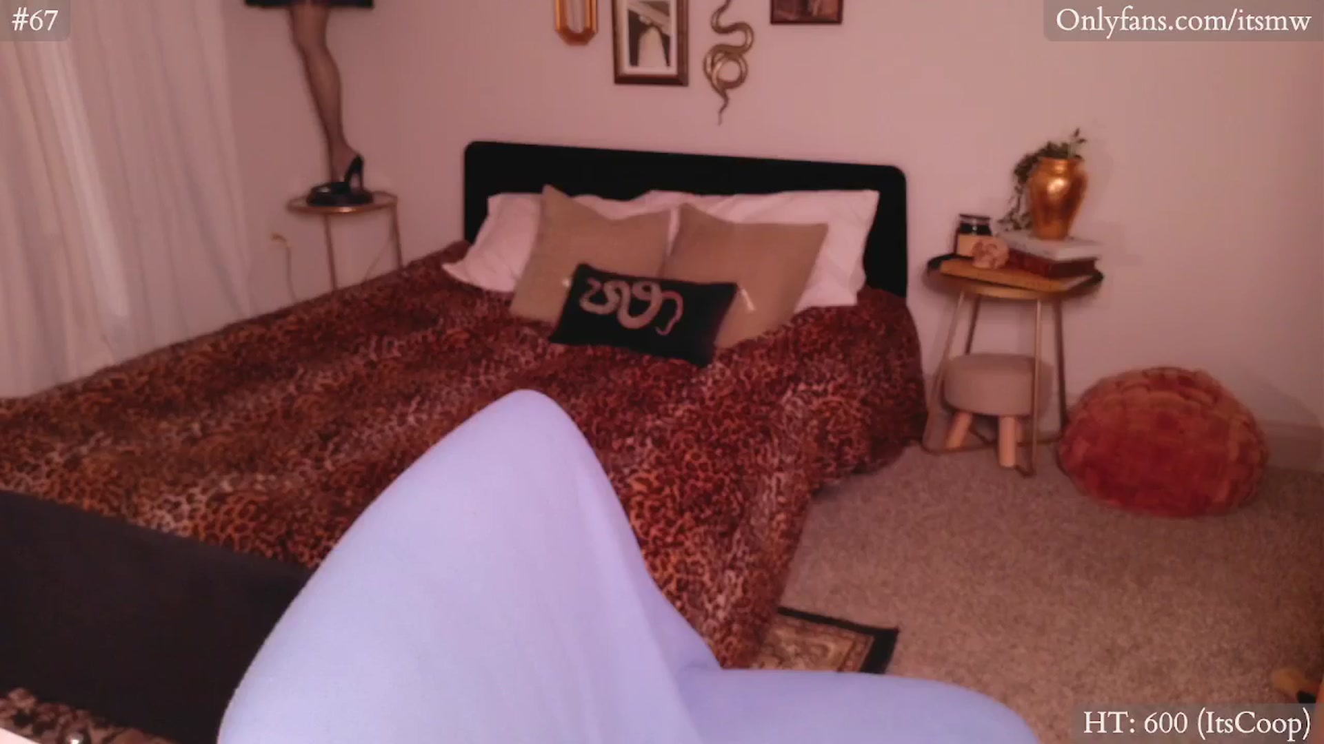 Gallery image thumbnail from Mystywaterz's myfreecams stream on, 01/04/2025, 02:45 image 16 of 20