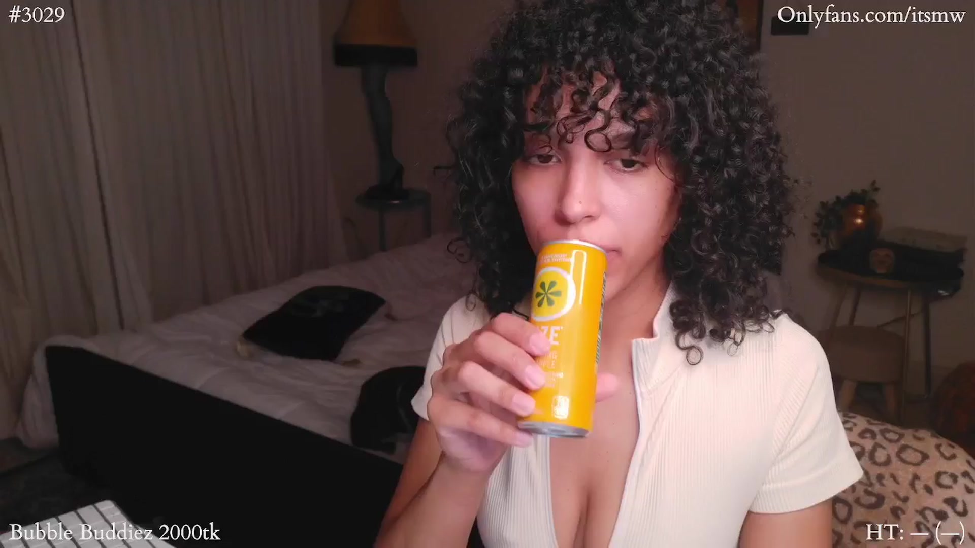 Gallery image thumbnail from Mystywaterz's myfreecams stream on, 02/04/2025, 03:43 image 3 of 20