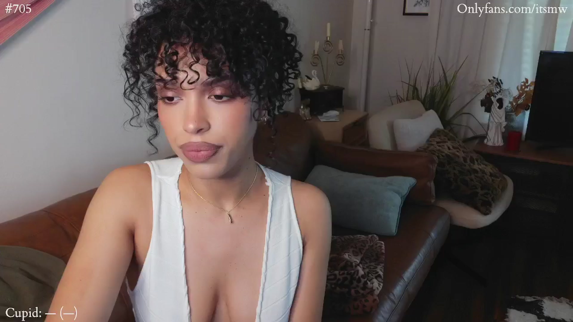 Gallery image thumbnail from Mystywaterz's myfreecams stream on, 02/26/2025, 22:37 image 10 of 20