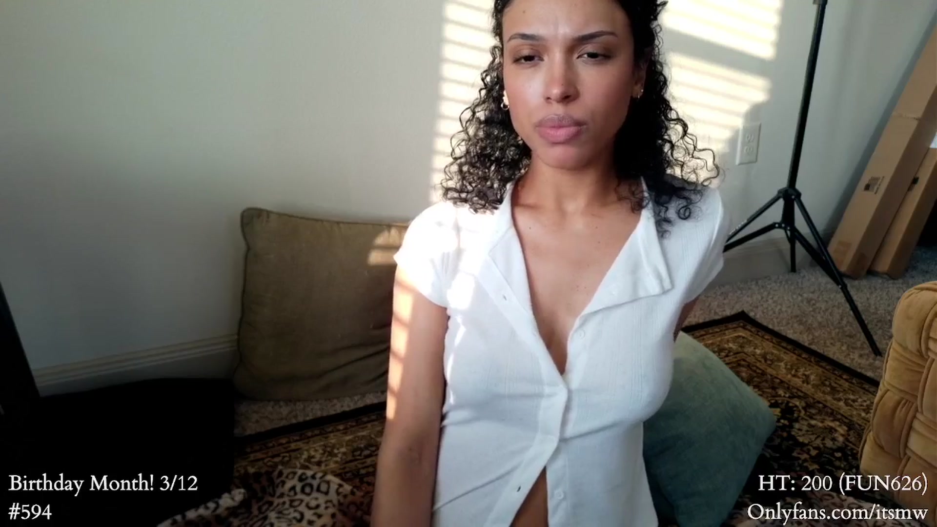 Gallery image thumbnail from Mystywaterz's myfreecams stream on, 03/09/2025, 24:18 image 16 of 20