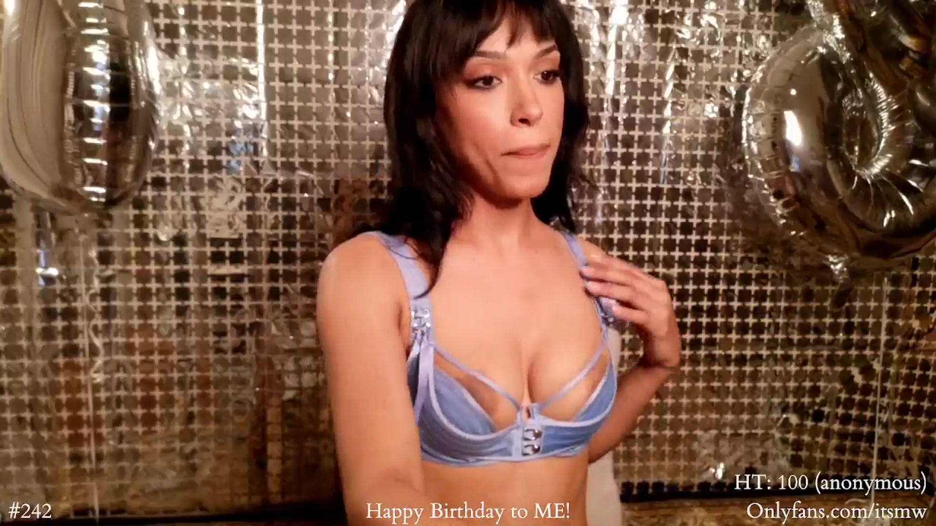 Gallery image thumbnail from Mystywaterz's myfreecams stream on, 03/14/2025, 02:35 image 12 of 20