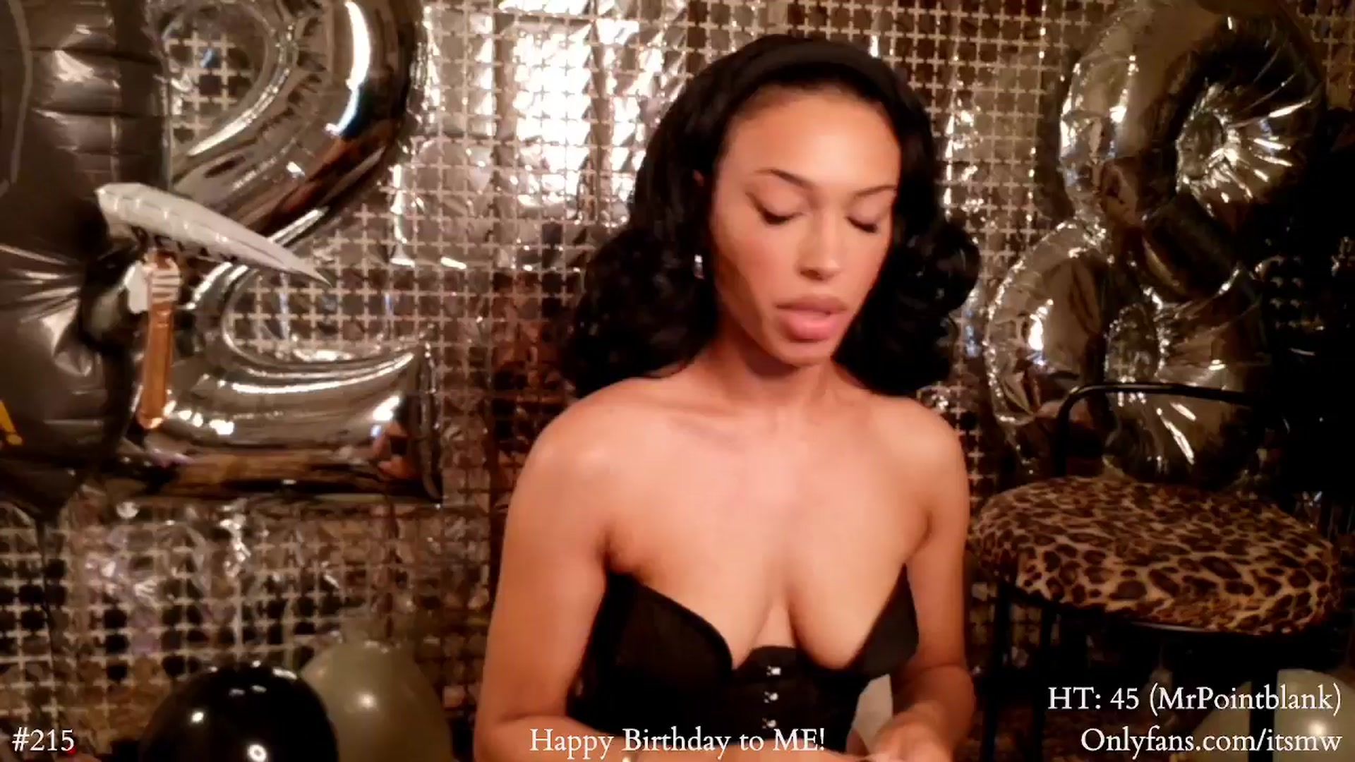 Gallery image thumbnail from Mystywaterz's myfreecams stream on, 03/16/2025, 03:32 image 6 of 20