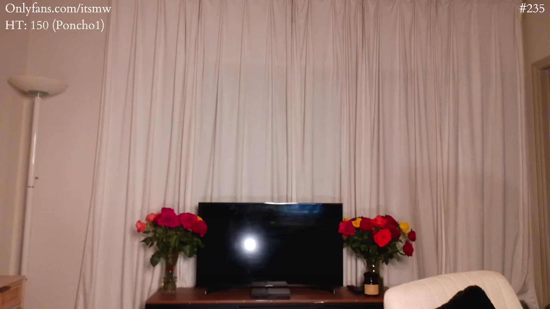 Gallery image thumbnail from Mystywaterz's myfreecams stream on, 03/19/2025, 02:41 image 10 of 20