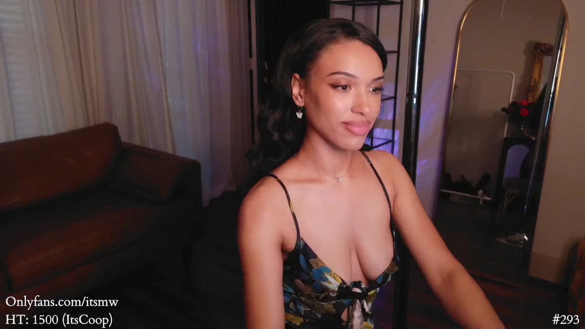 Gallery image thumbnail from Mystywaterz's myfreecams stream on, 03/25/2025, 01:41 image 8 of 20
