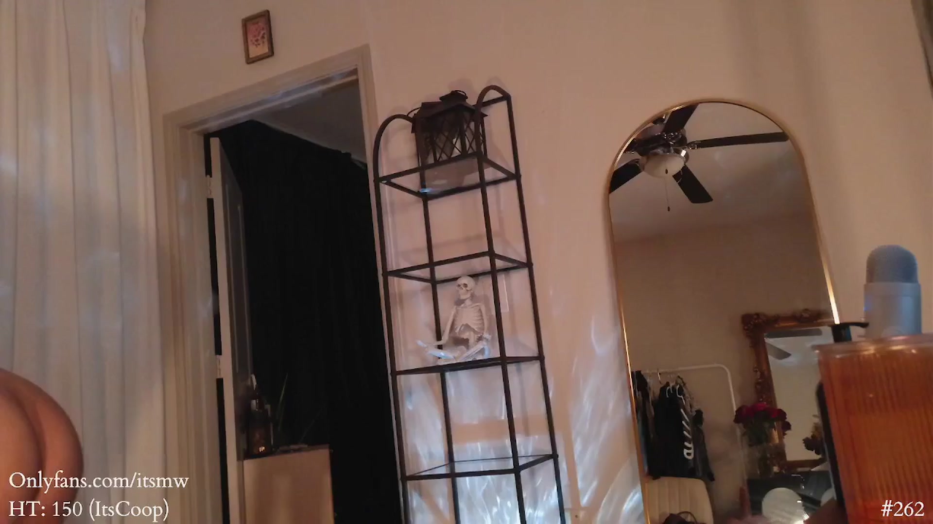 Gallery image thumbnail from Mystywaterz's myfreecams stream on, 03/27/2025, 03:16 image 9 of 20