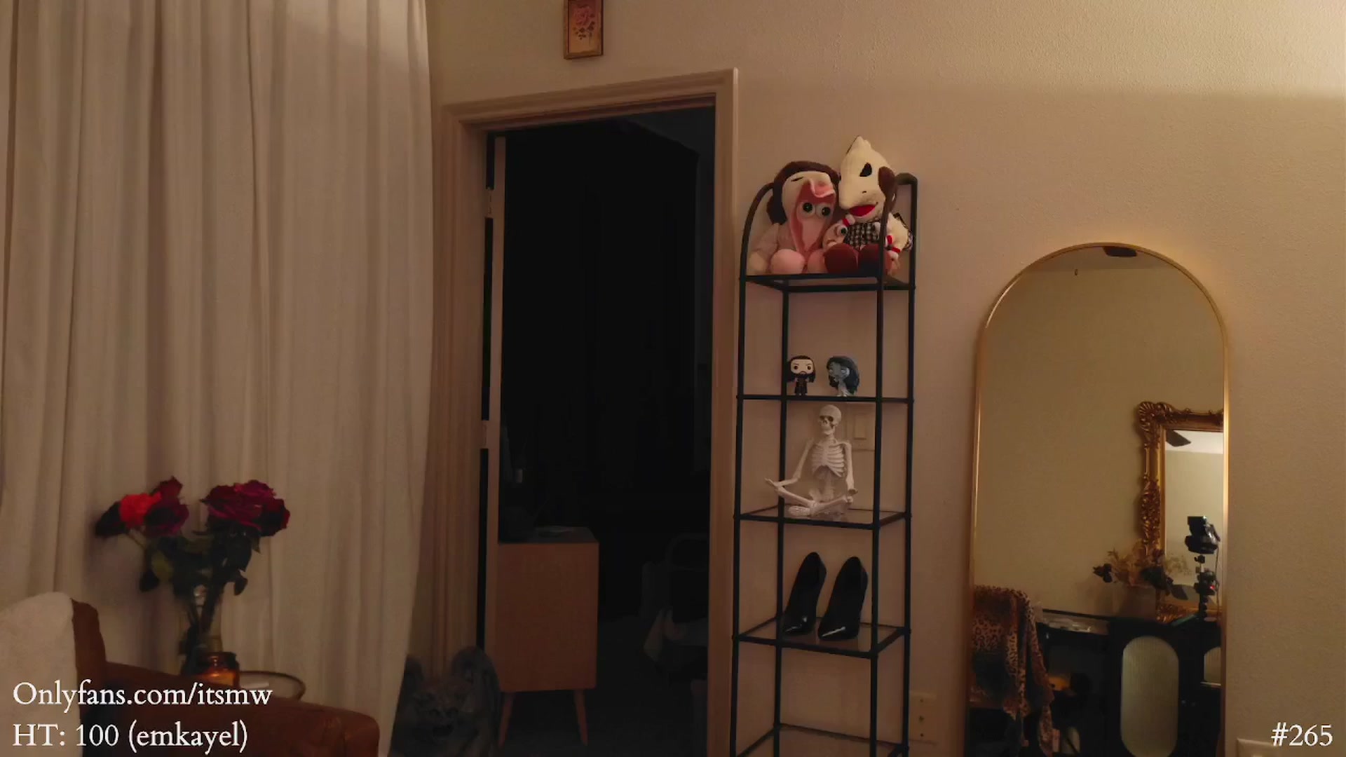 Gallery image thumbnail from Mystywaterz's myfreecams stream on, 03/30/2025, 04:15 image 6 of 20