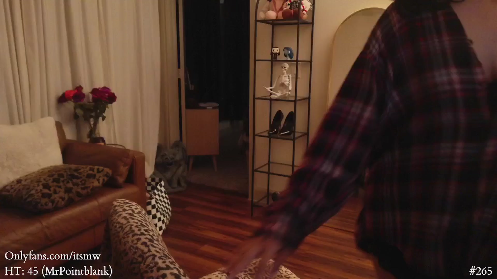 Gallery image thumbnail from Mystywaterz's myfreecams stream on, 03/30/2025, 04:15 image 14 of 20