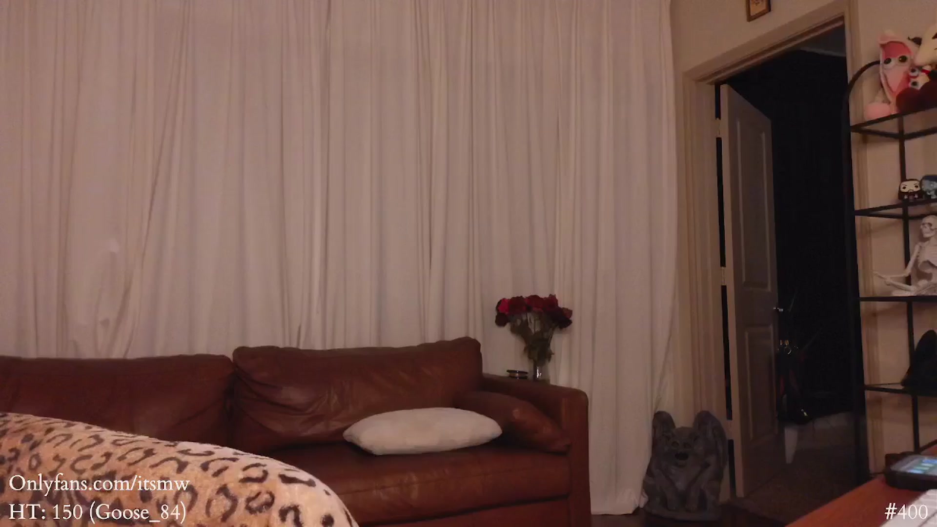 Gallery image thumbnail from Mystywaterz's myfreecams stream on, 04/10/2025, 03:45 image 11 of 20