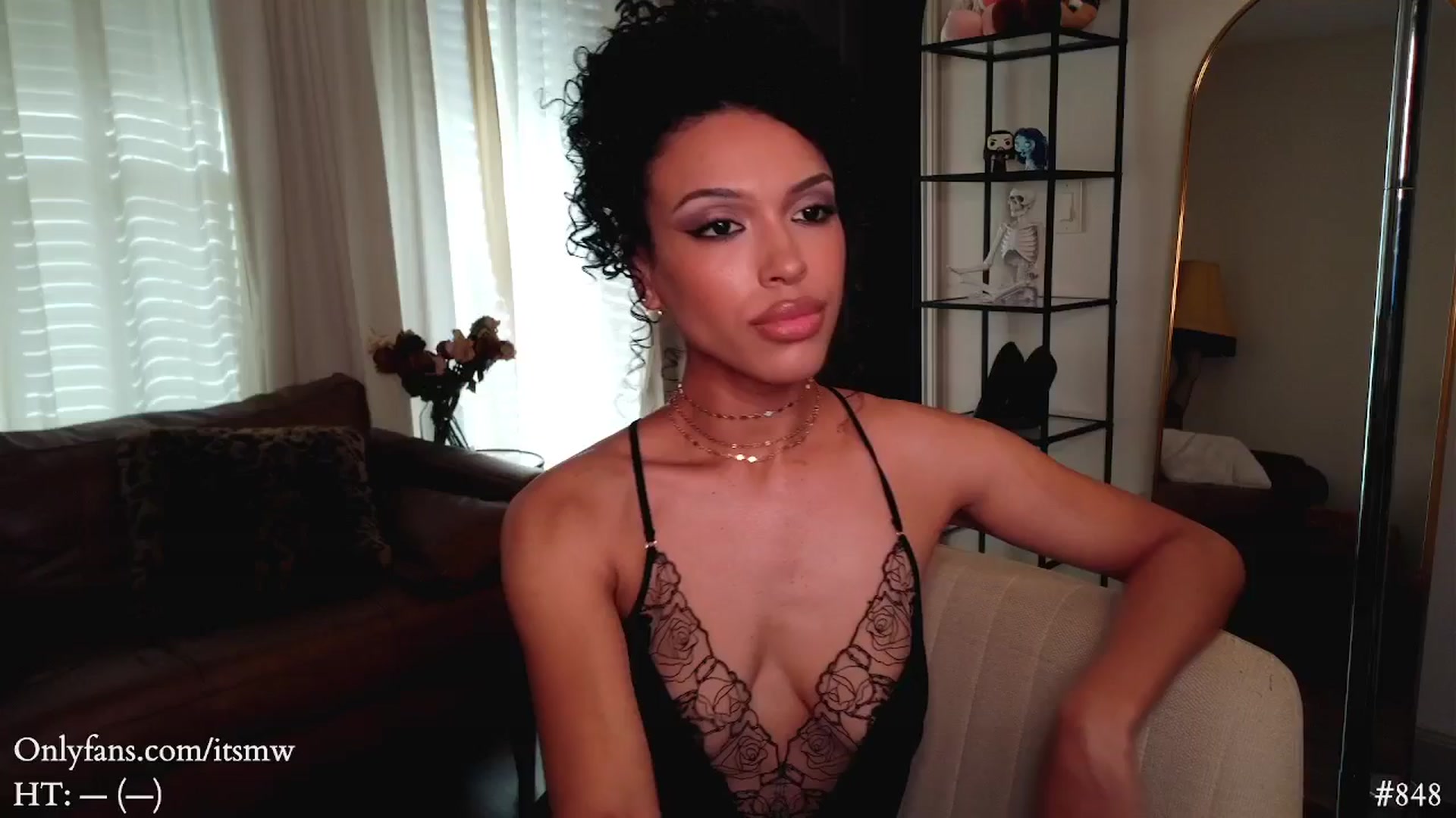 Gallery image thumbnail from Mystywaterz's myfreecams stream on, 04/17/2025, 22:45 image 9 of 20