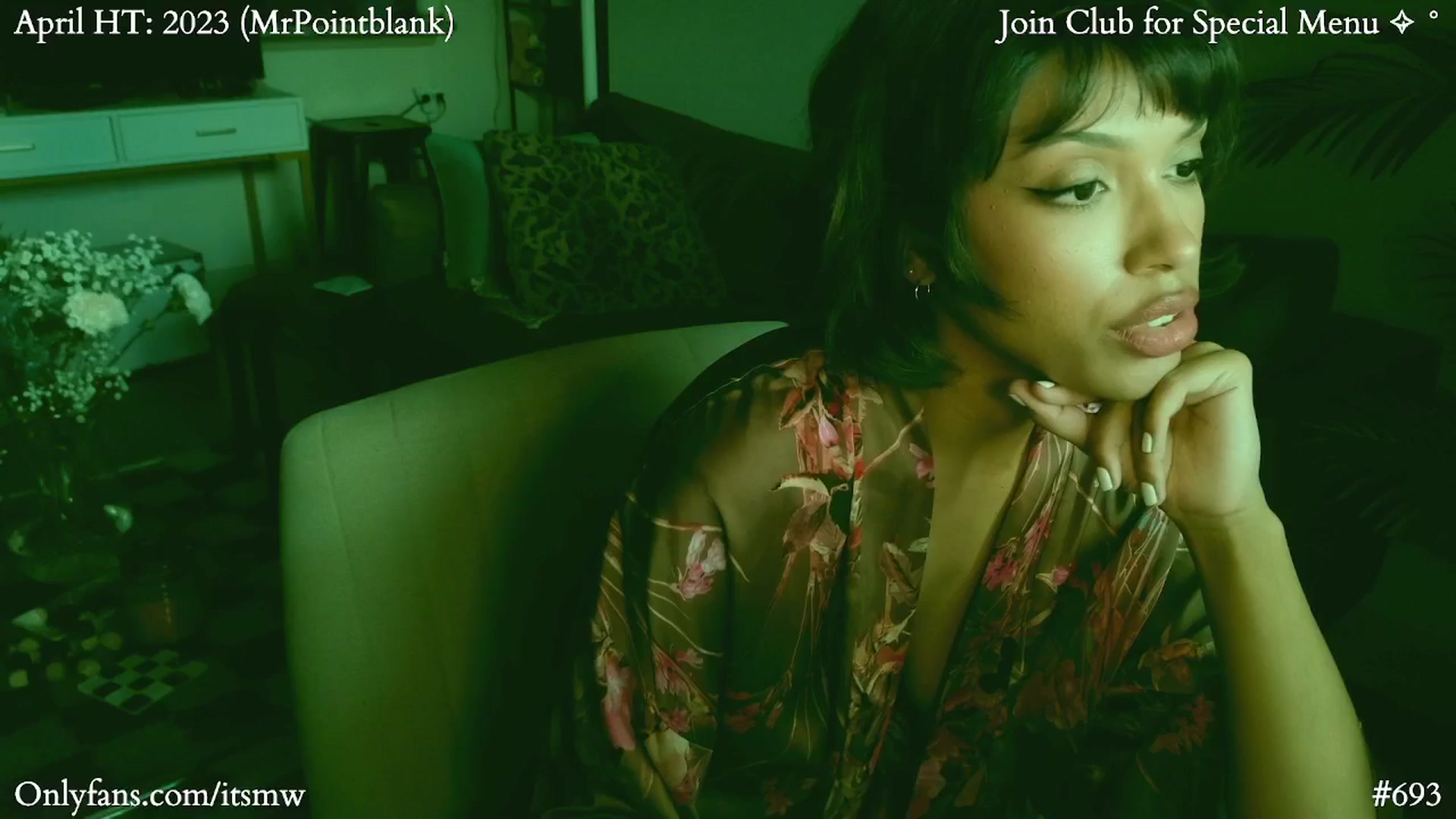 Gallery image thumbnail from Mystywaterz's myfreecams stream on, 04/26/2025, 24:51 image 15 of 20