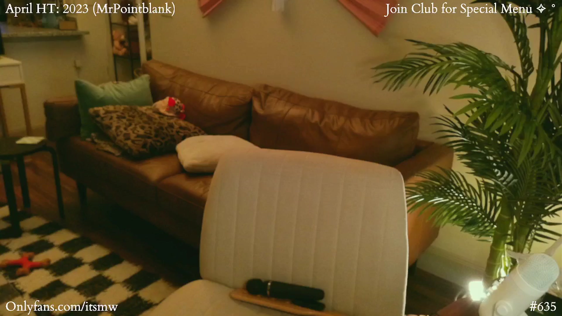 Gallery image thumbnail from Mystywaterz's myfreecams stream on, 04/27/2025, 01:07 image 14 of 20
