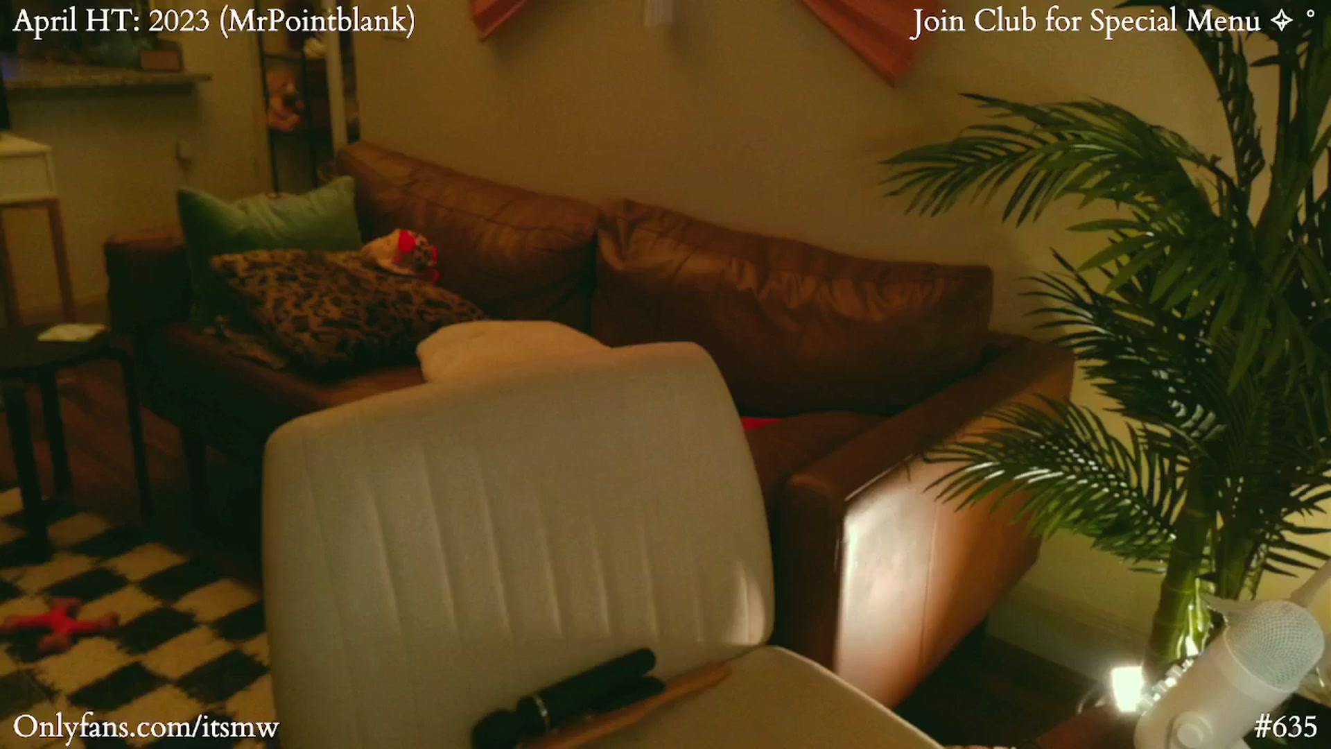 Gallery image thumbnail from Mystywaterz's myfreecams stream on, 04/27/2025, 01:07 image 13 of 20