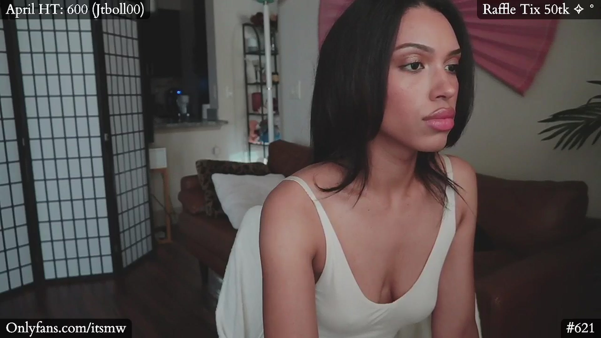 Gallery image thumbnail from Mystywaterz's myfreecams stream on, 05/10/2025, 24:50 image 3 of 20