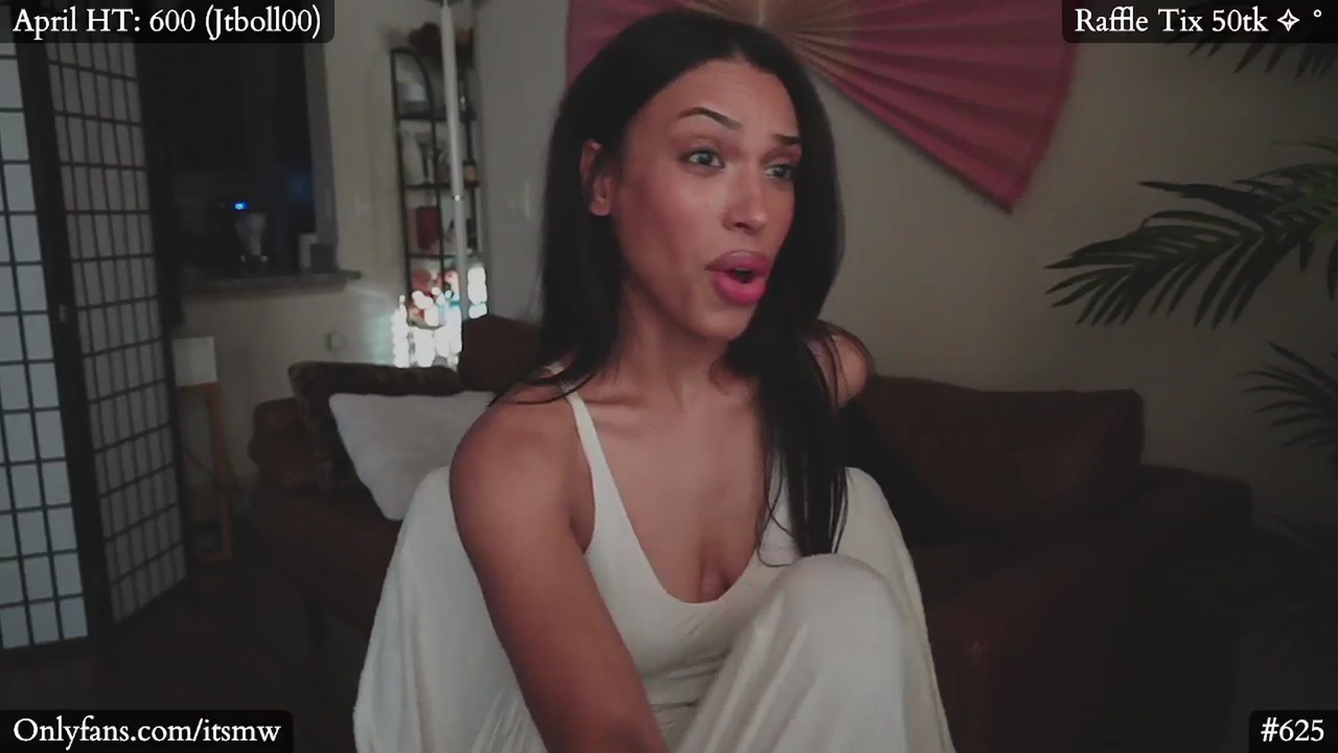 Gallery image thumbnail from Mystywaterz's myfreecams stream on, 05/10/2025, 24:50 image 8 of 20