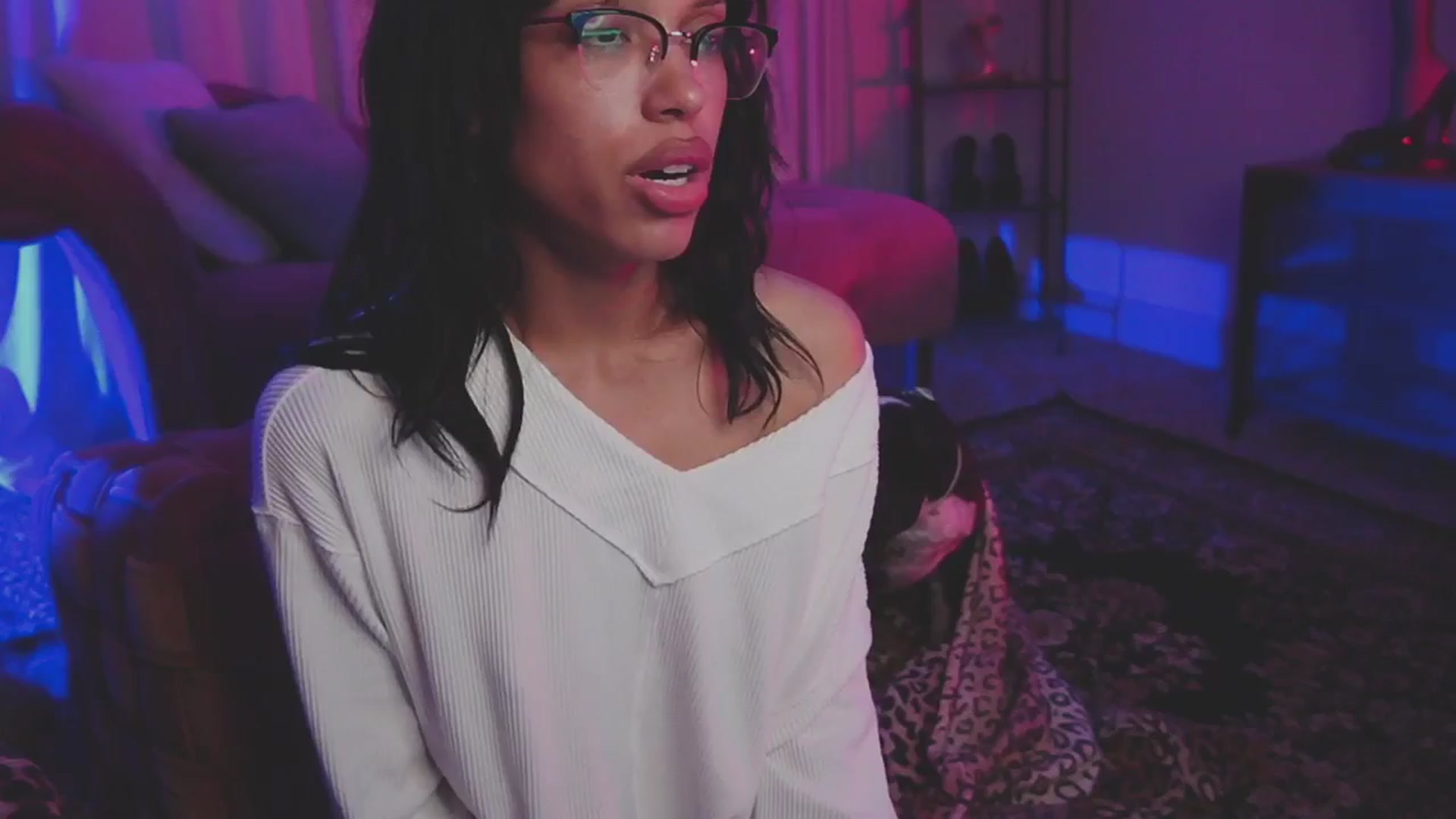 Gallery image thumbnail from Mystywaterz's myfreecams stream on, 05/16/2025, 11:20 image 18 of 20