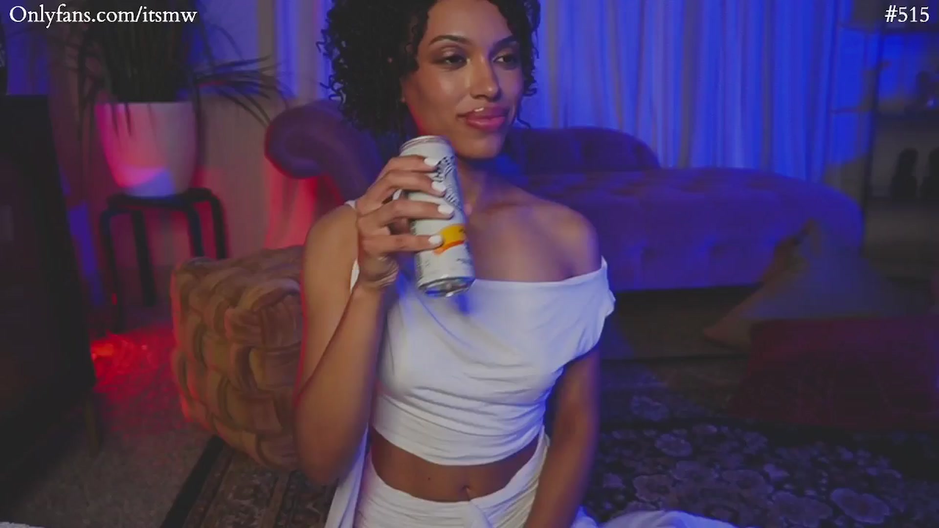 Gallery image thumbnail from Mystywaterz's myfreecams stream on, 06/01/2025, 11:29 image 15 of 20