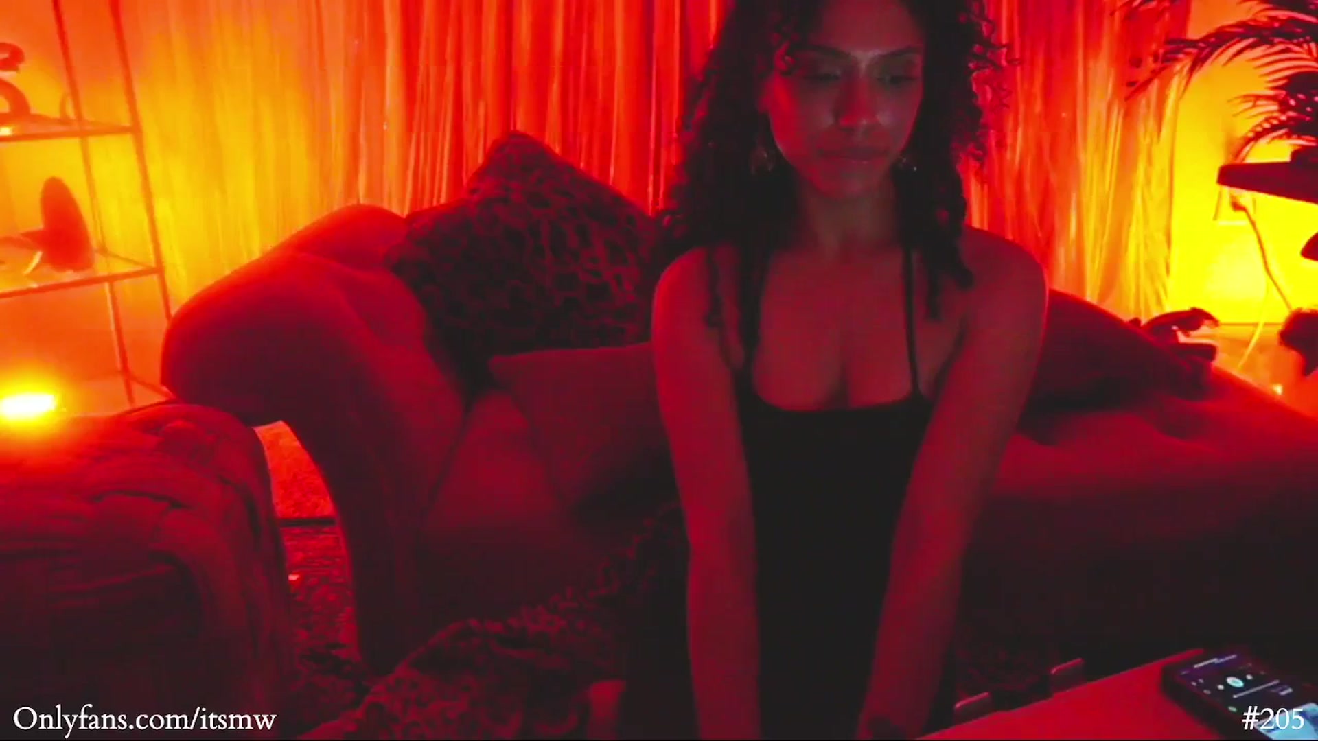 Gallery image thumbnail from Mystywaterz's myfreecams stream on, 08/02/2025, 09:10 image 12 of 20