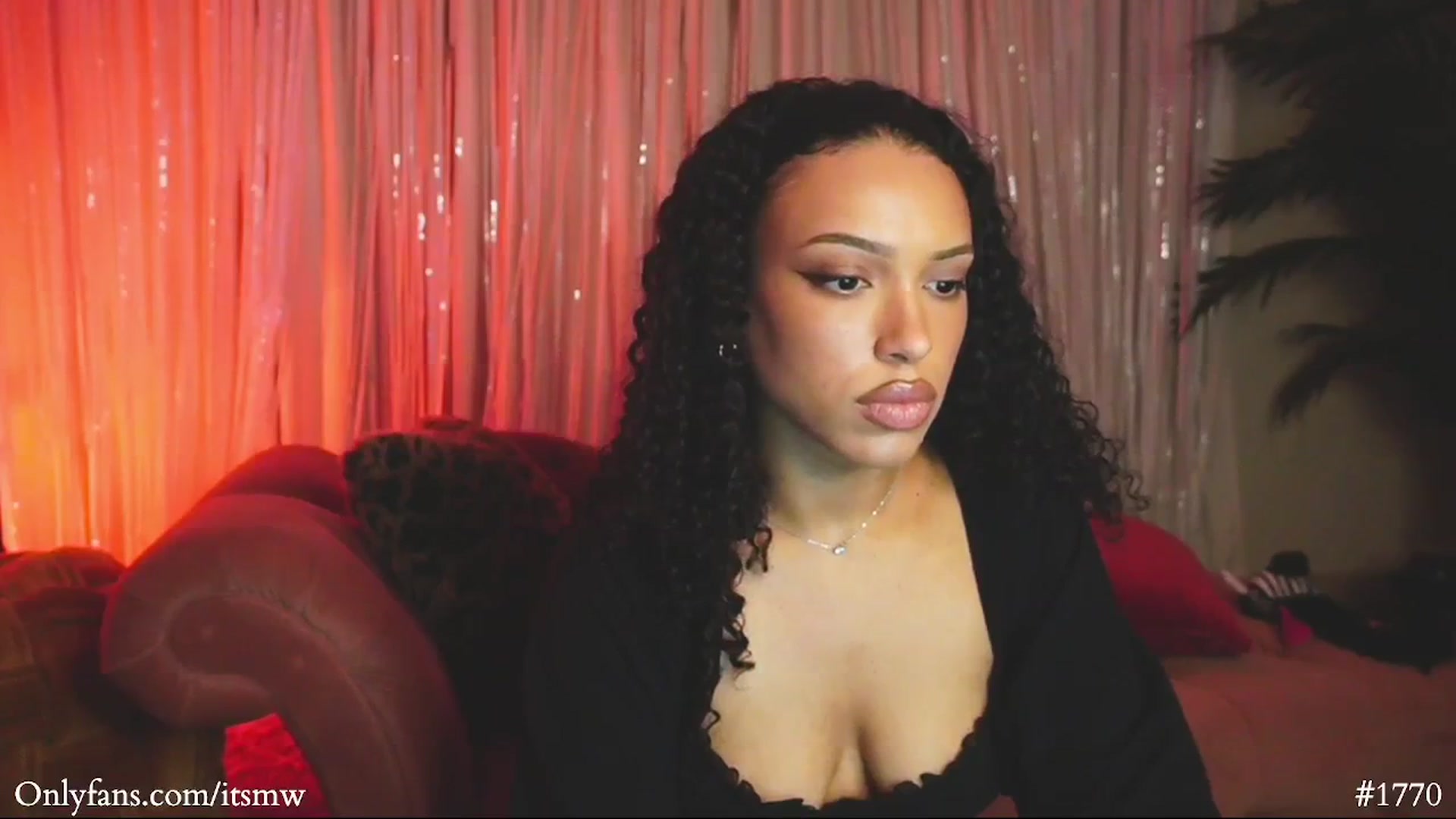 Gallery image thumbnail from Mystywaterz's myfreecams stream on, 08/13/2025, 04:31 image 11 of 20