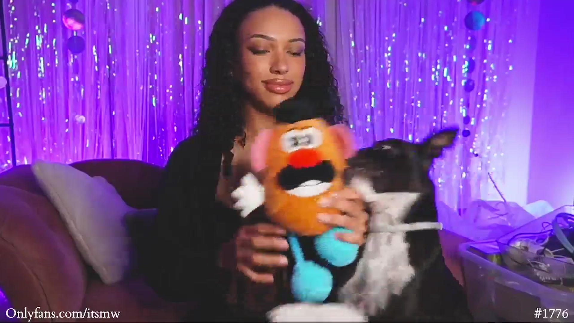 Gallery image thumbnail from Mystywaterz's myfreecams stream on, 08/13/2025, 04:31 image 20 of 20