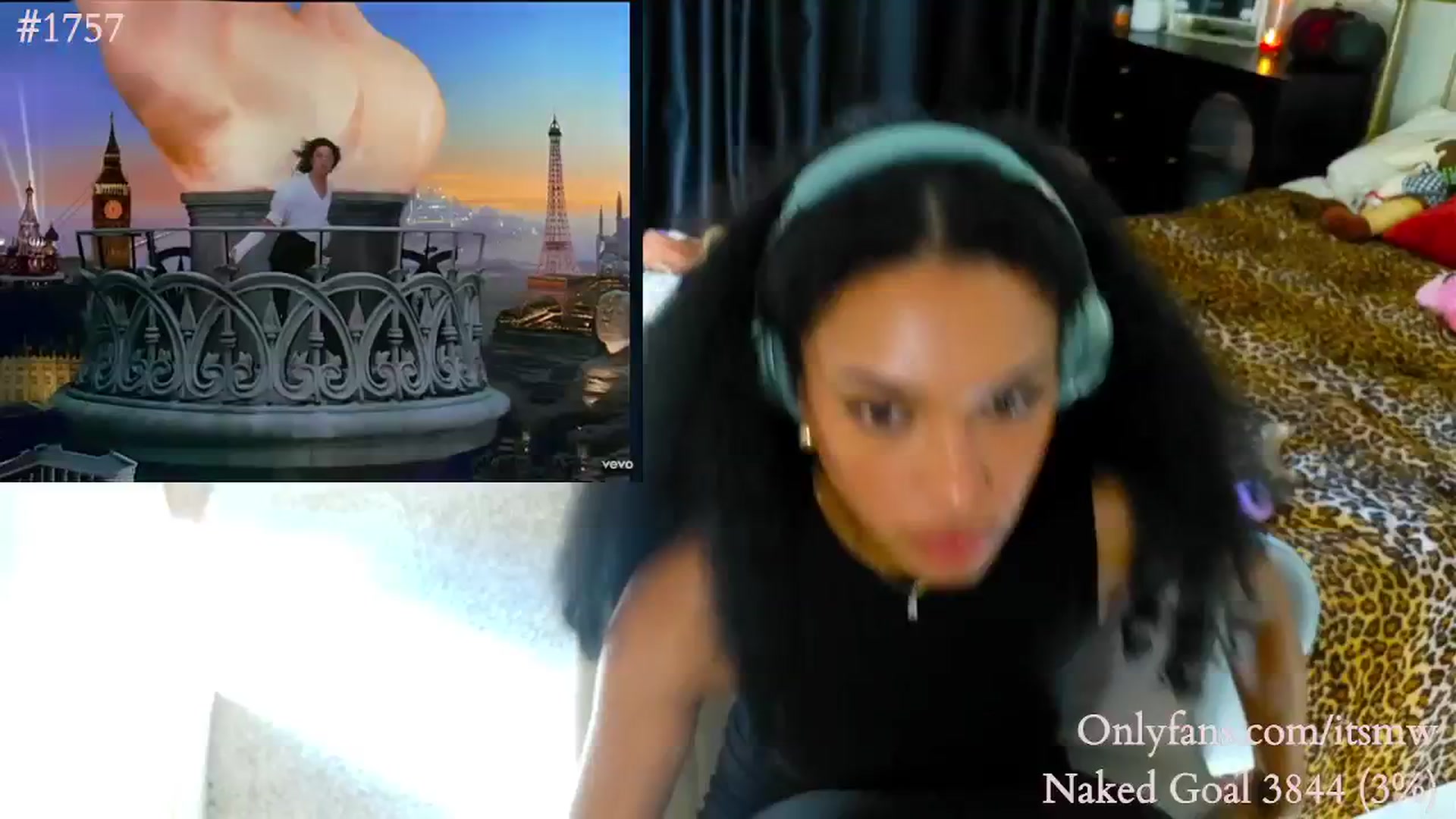 Gallery image thumbnail from Mystywaterz's myfreecams stream on, 10/10/2025, 01:33 image 9 of 20