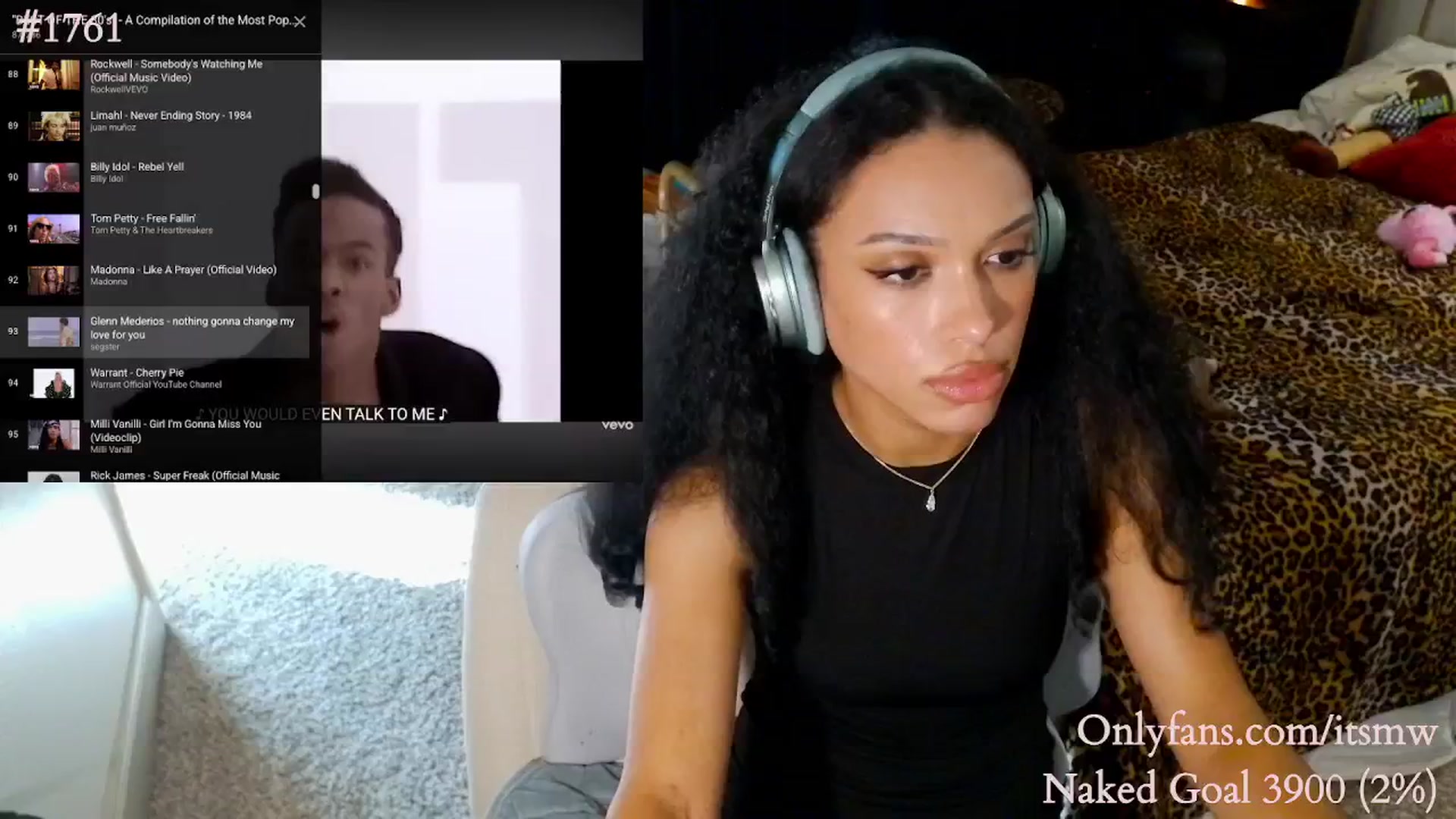 Gallery image thumbnail from Mystywaterz's myfreecams stream on, 10/10/2025, 01:33 image 5 of 20