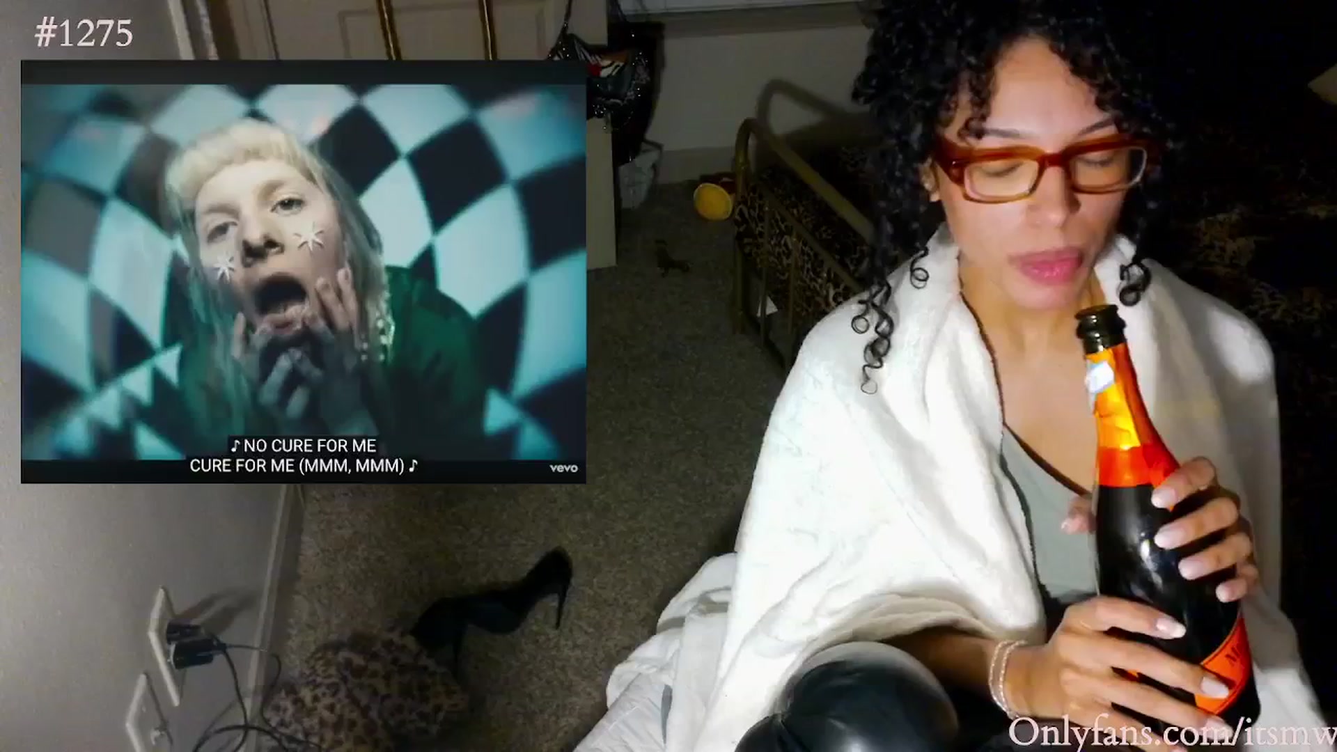Gallery image thumbnail from Mystywaterz's myfreecams stream on, 10/12/2025, 11:53 image 3 of 20
