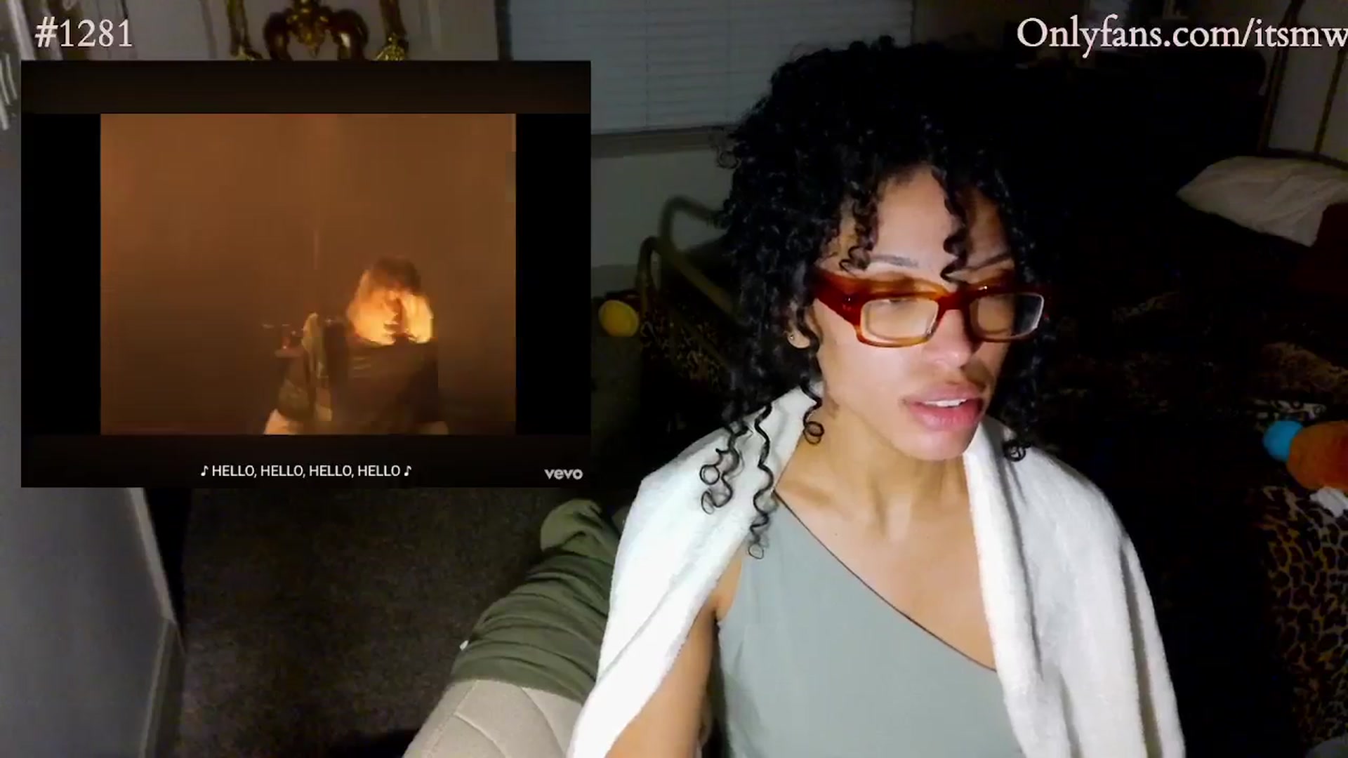 Gallery image thumbnail from Mystywaterz's myfreecams stream on, 10/12/2025, 11:53 image 18 of 20