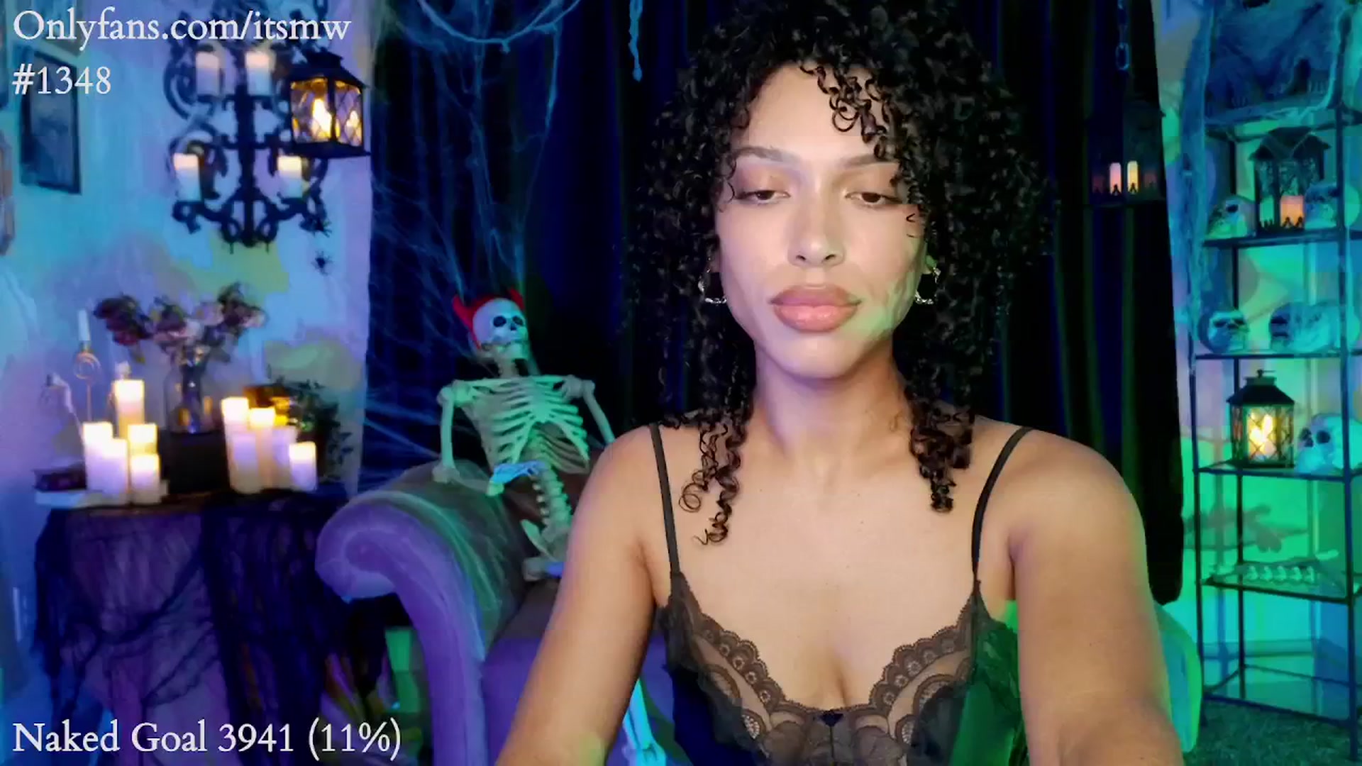 Gallery image thumbnail from Mystywaterz's myfreecams stream on, 10/14/2025, 02:25 image 7 of 20