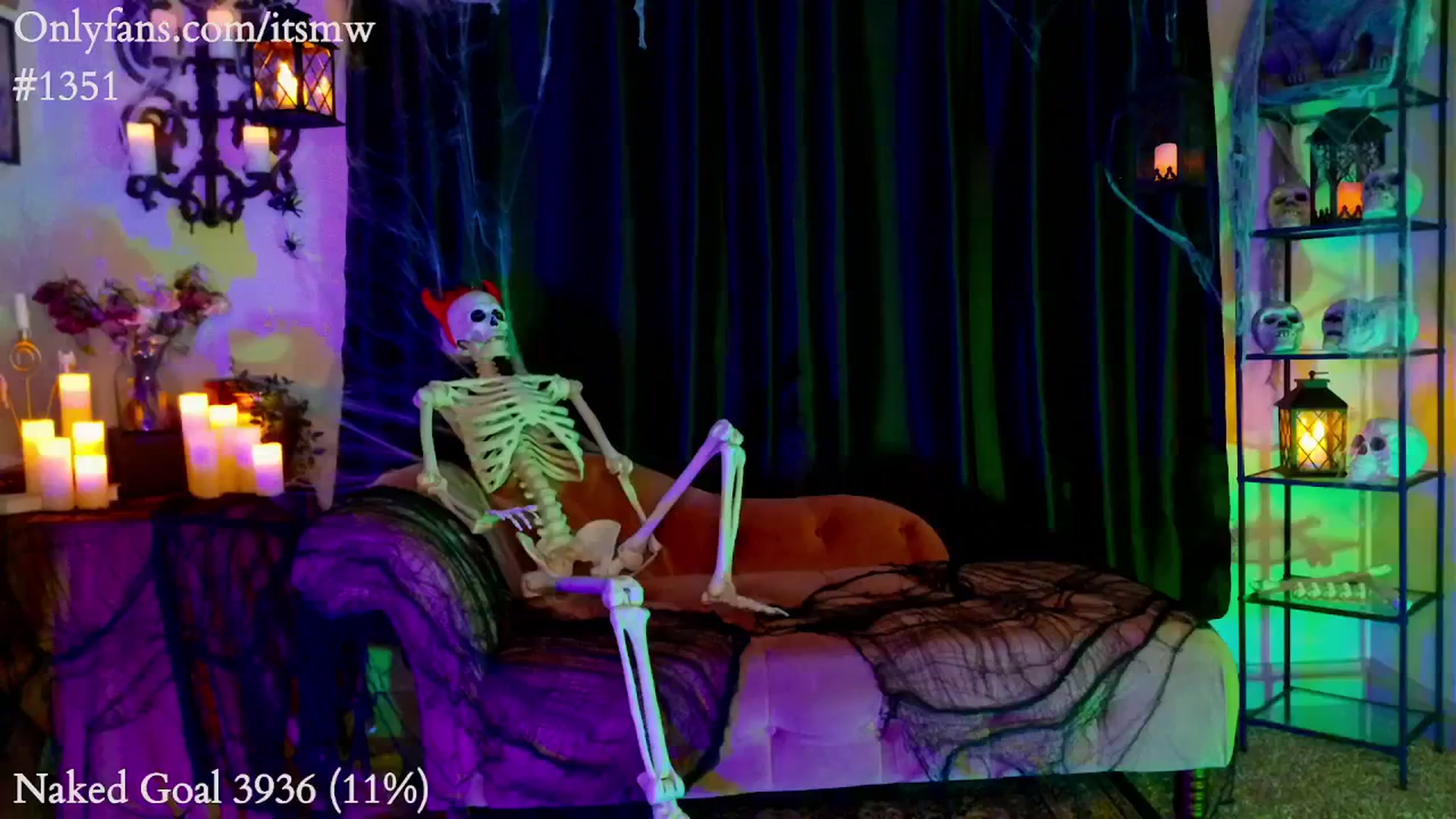 Gallery image thumbnail from Mystywaterz's myfreecams stream on, 10/14/2025, 02:25 image 18 of 20