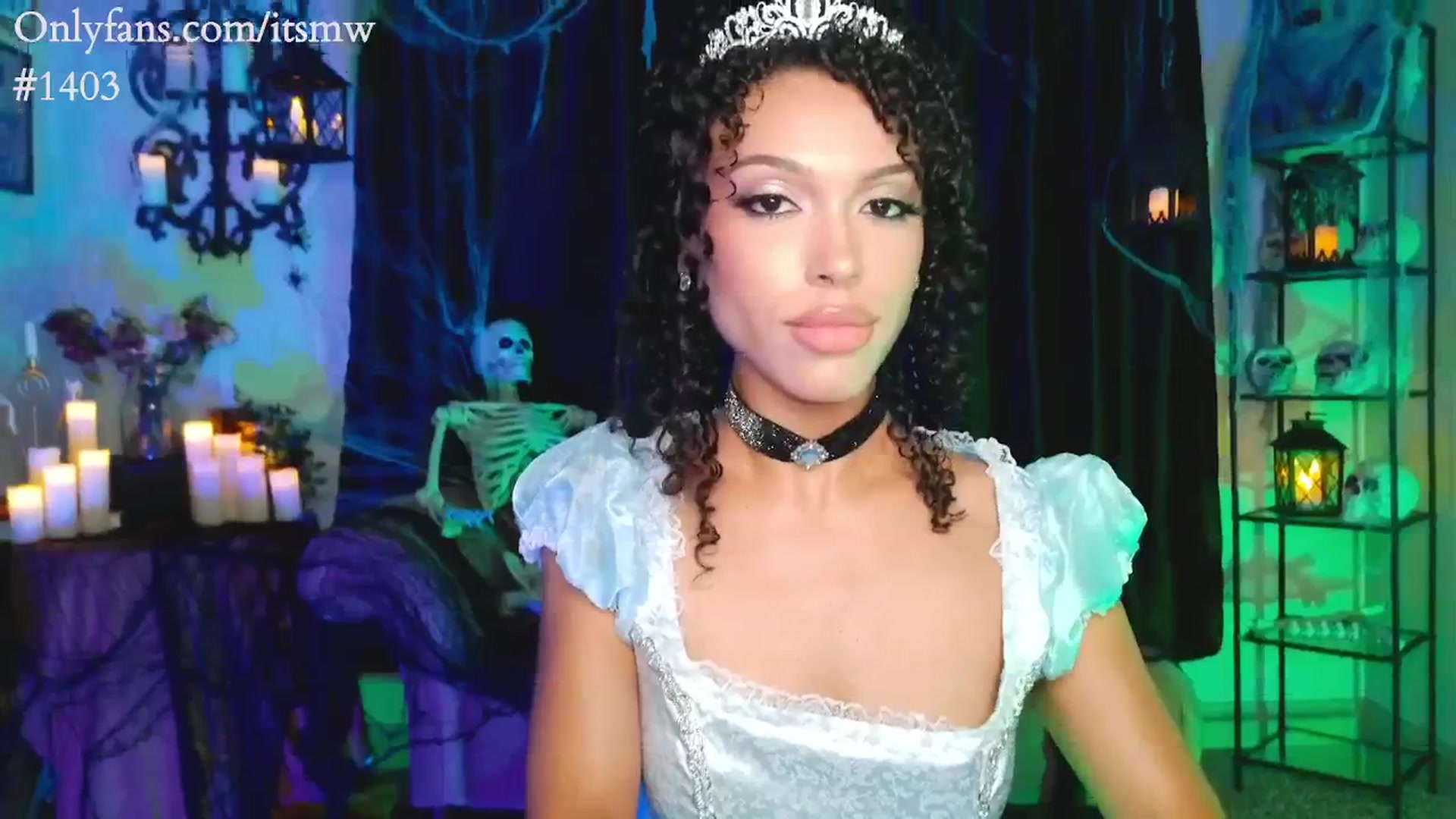 Gallery image thumbnail from Mystywaterz's myfreecams stream on, 10/15/2025, 24:38 image 14 of 20