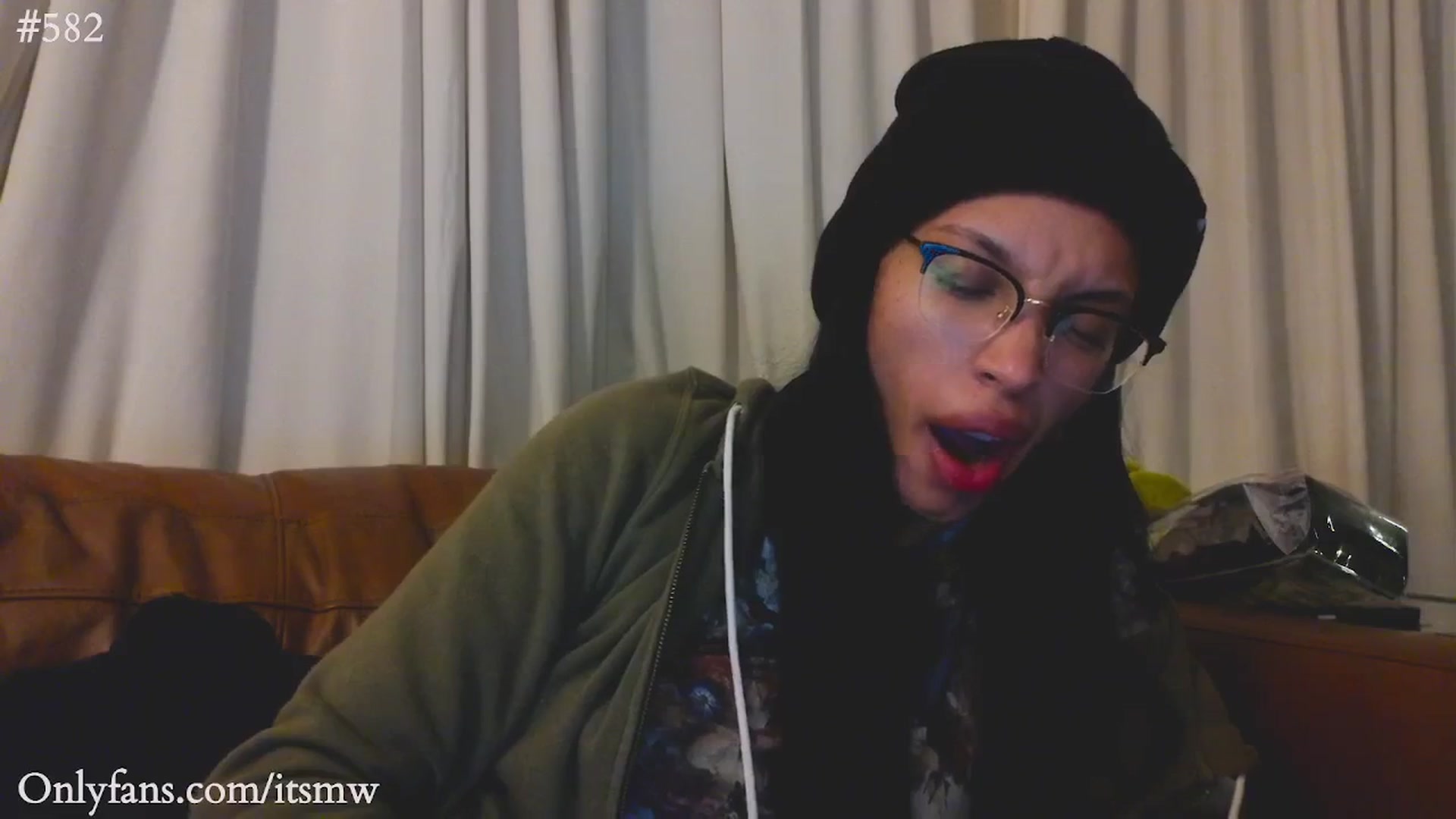 Gallery image thumbnail from Mystywaterz's myfreecams stream on, 10/29/2025, 10:01 image 18 of 20