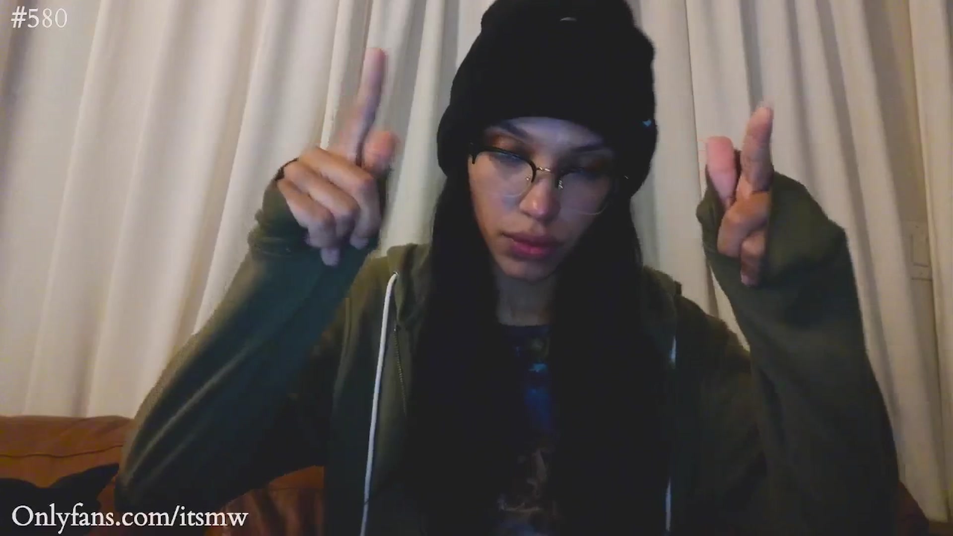 Gallery image thumbnail from Mystywaterz's myfreecams stream on, 10/29/2025, 10:01 image 8 of 20