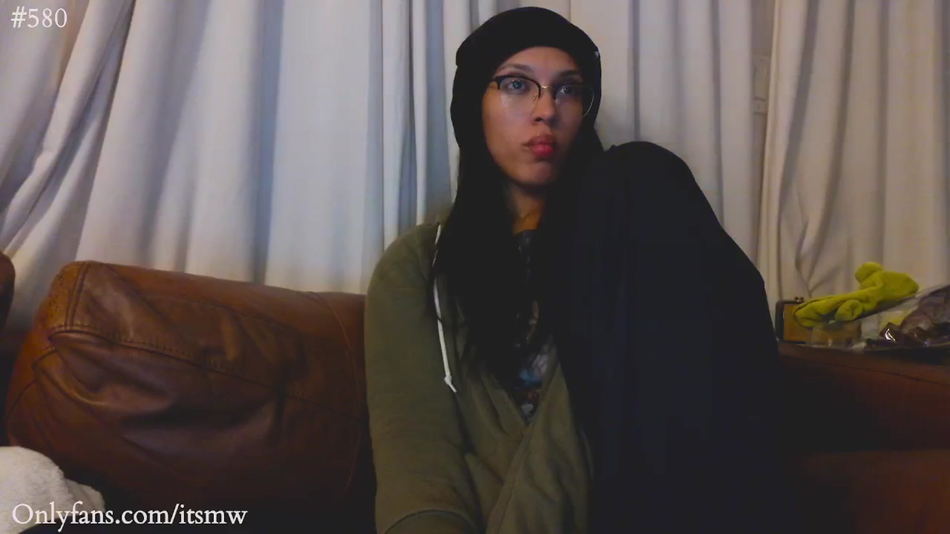 Gallery image thumbnail from Mystywaterz's myfreecams stream on, 10/29/2025, 10:01 image 11 of 20