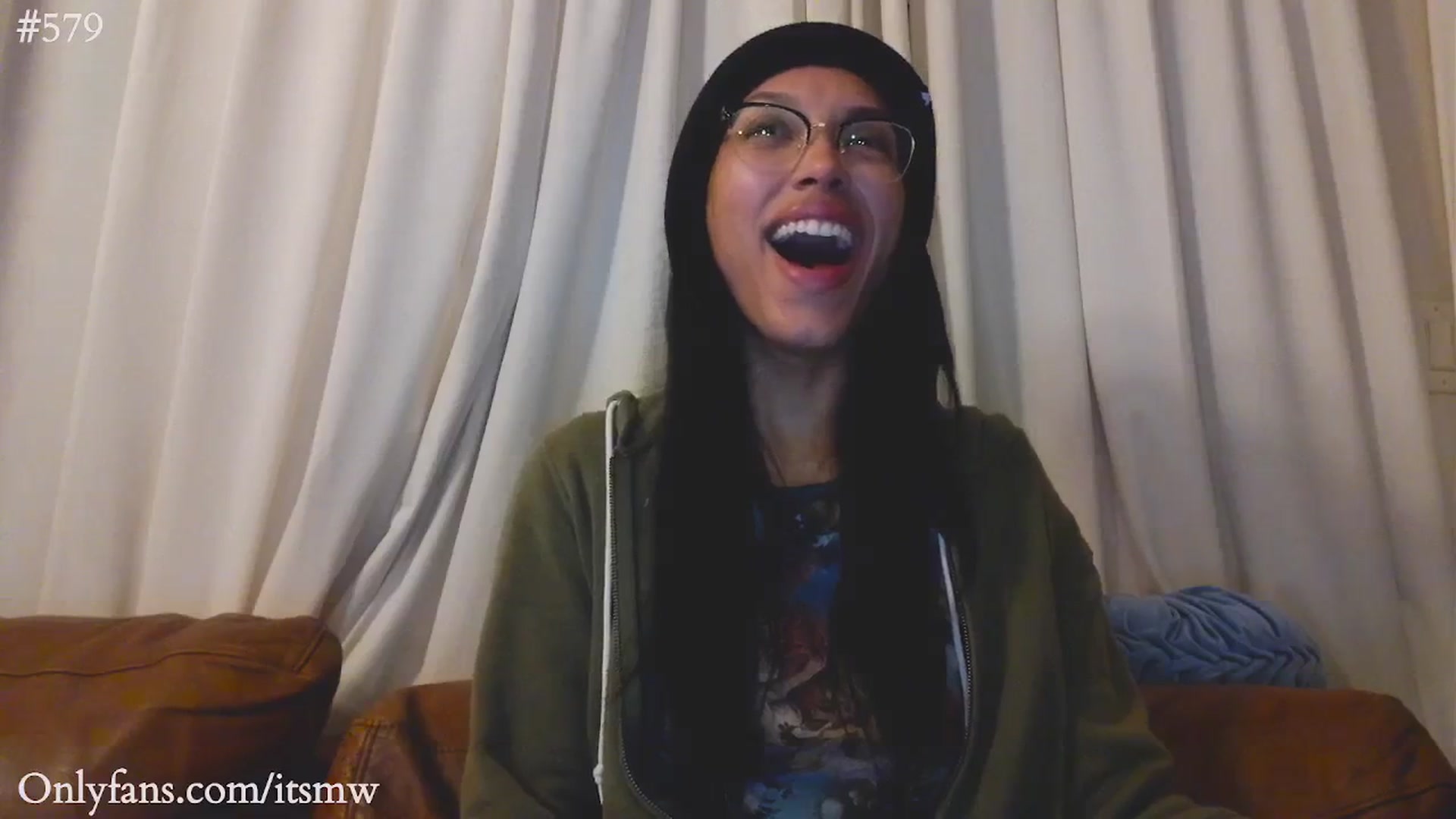 Gallery image thumbnail from Mystywaterz's myfreecams stream on, 10/29/2025, 10:01 image 4 of 20