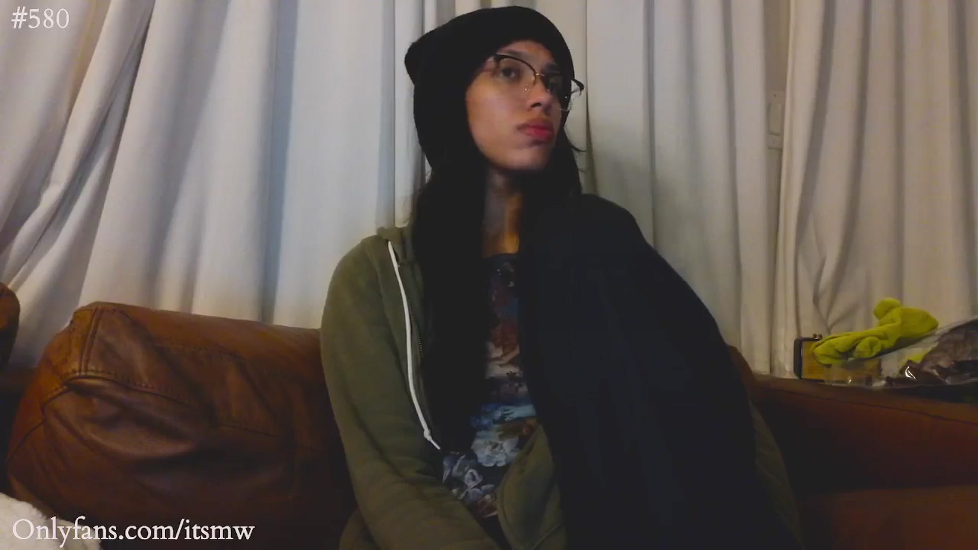 Gallery image thumbnail from Mystywaterz's myfreecams stream on, 10/29/2025, 10:01 image 12 of 20
