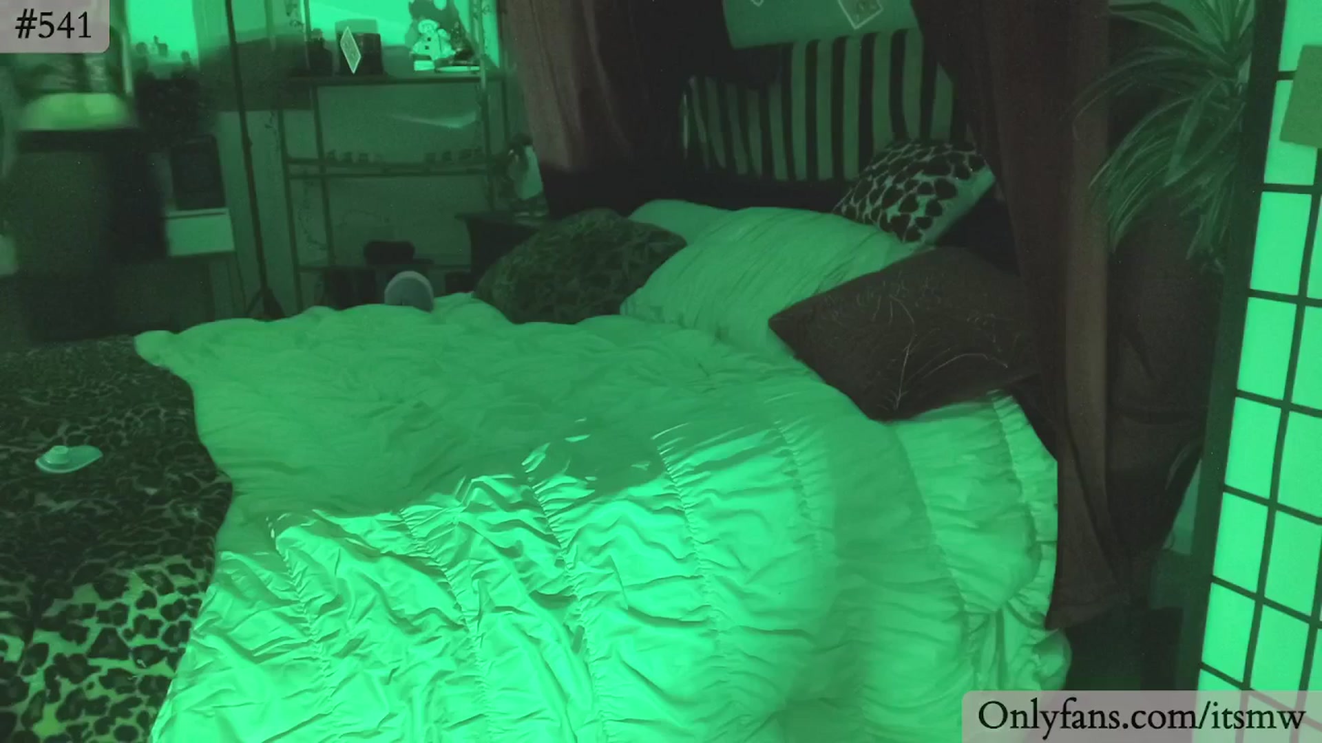 Gallery image thumbnail from Mystywaterz's myfreecams stream on, 02/22/2026, 11:08 image 16 of 20