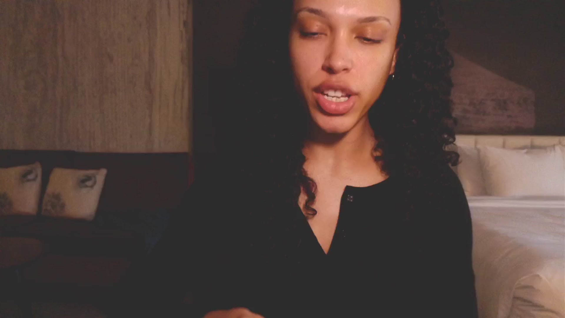 Gallery image thumbnail from Mystywaterz's myfreecams stream on, 03/09/2026, 24:00 image 16 of 20